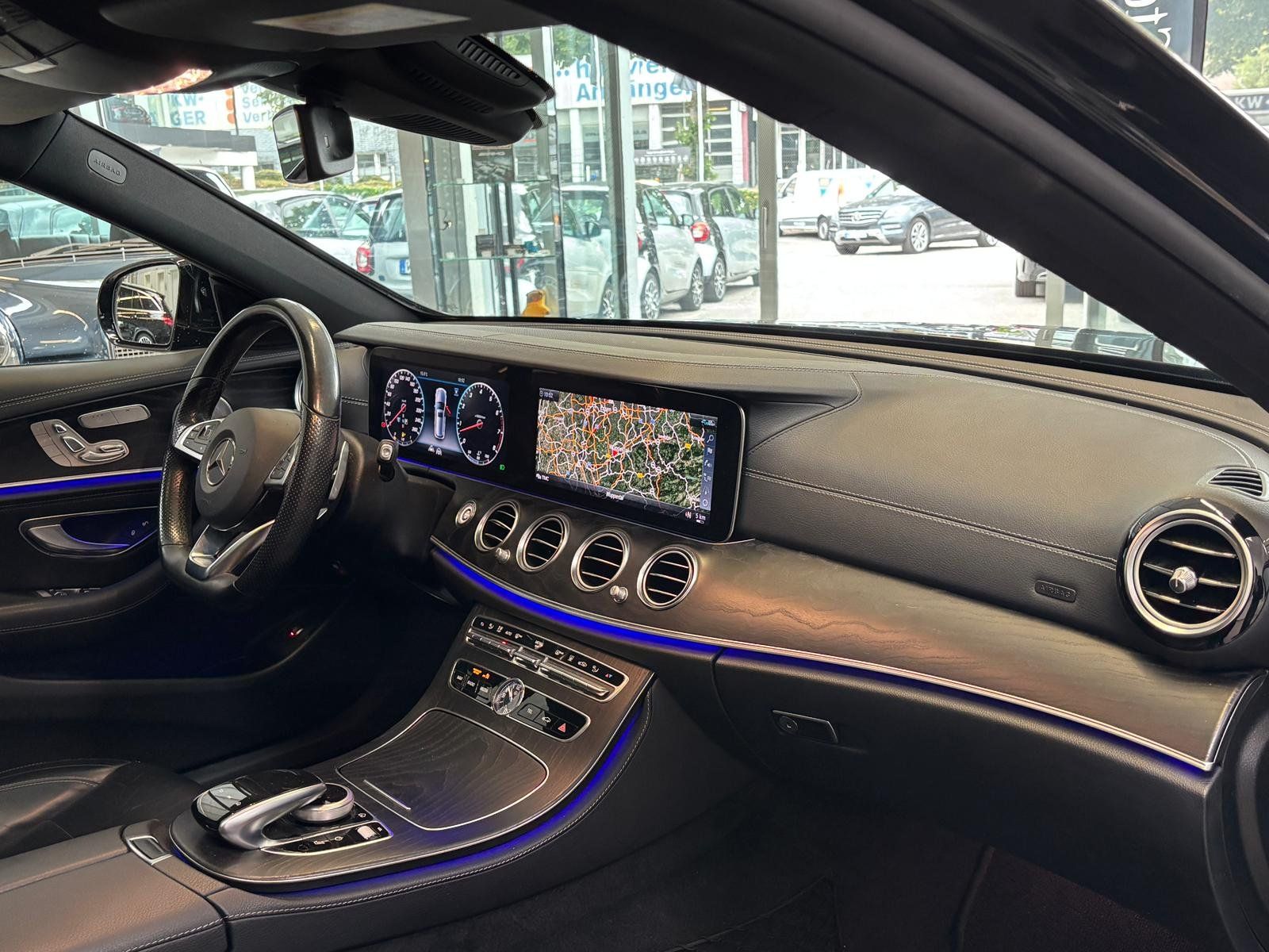 Fahrzeugabbildung Mercedes-Benz E 400 4MATIC T AMG AHK+PANO+BURMEST+STDHZ+HUD