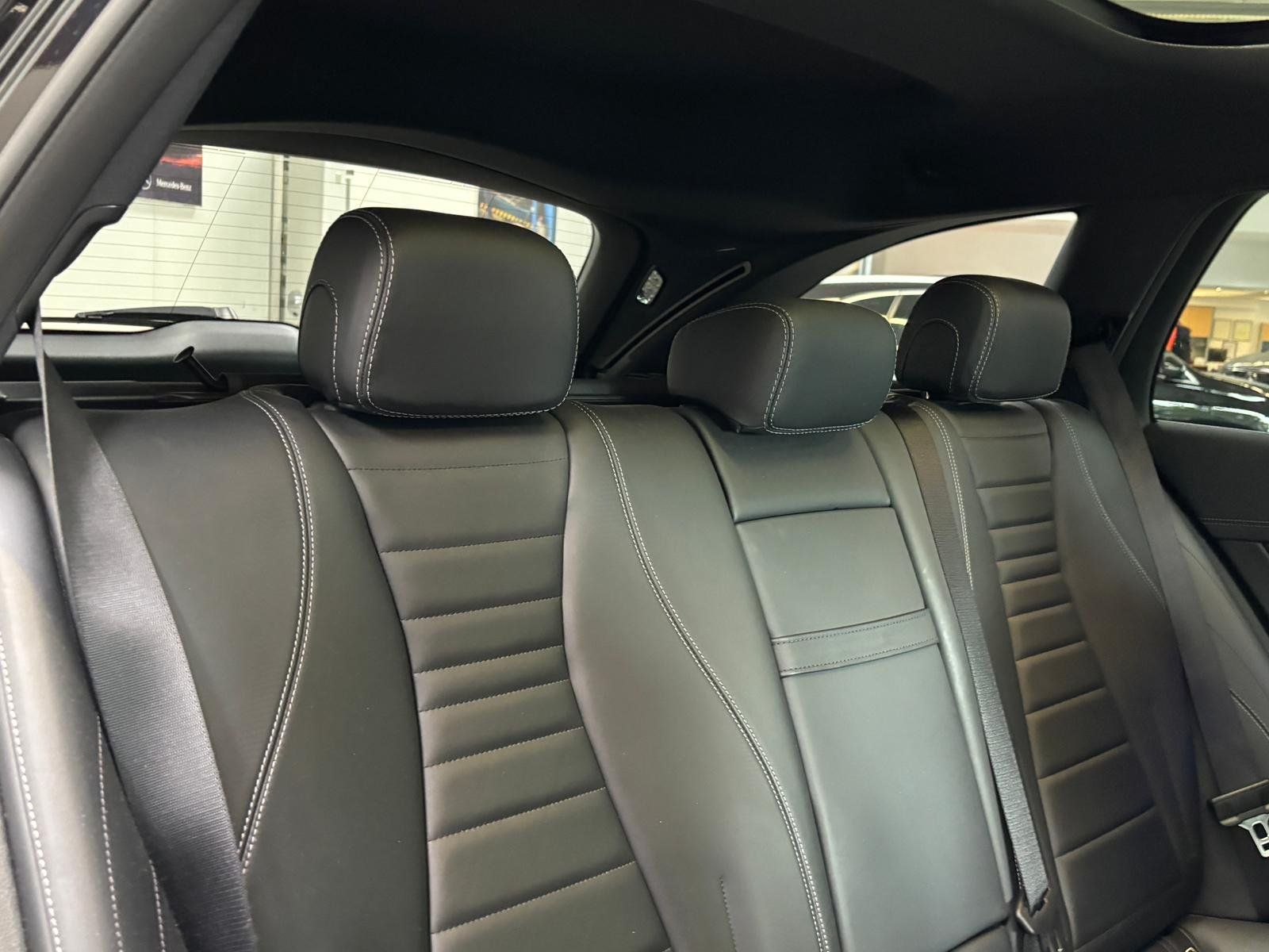 Fahrzeugabbildung Mercedes-Benz E 400 4MATIC T AMG AHK+PANO+BURMEST+STDHZ+HUD