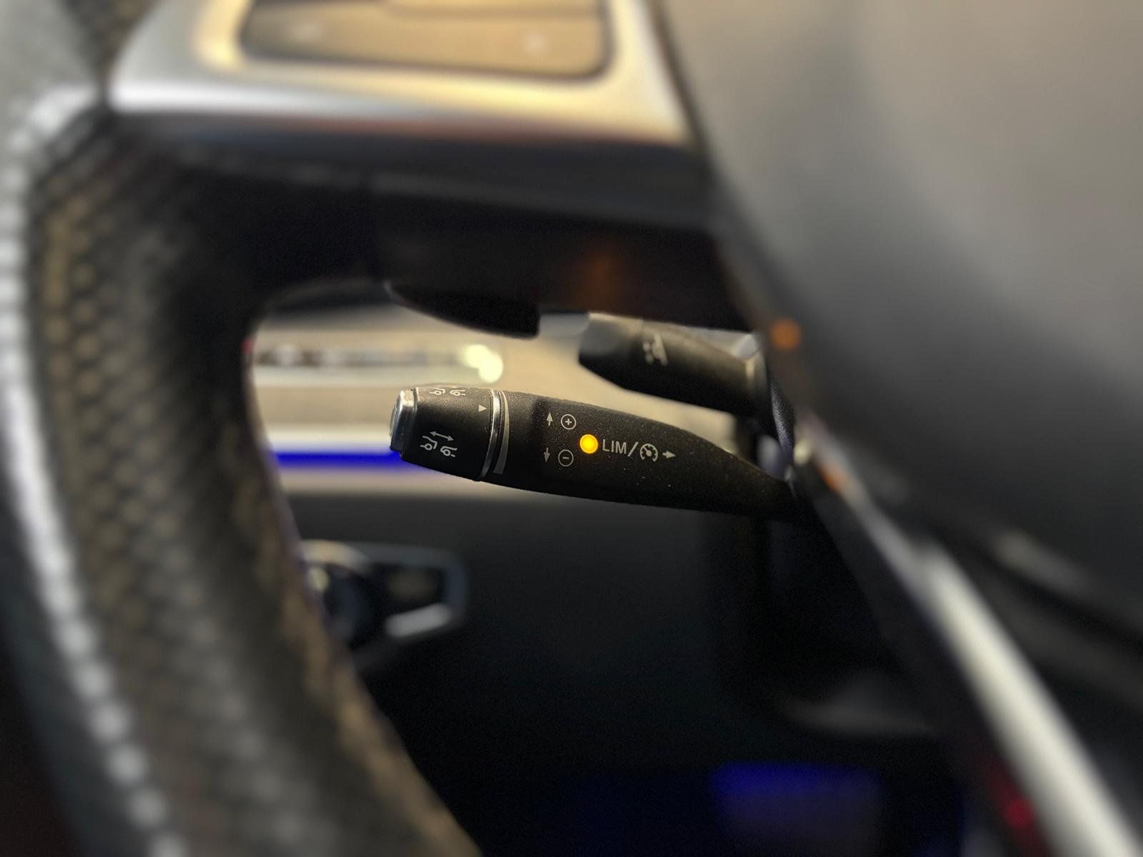 Fahrzeugabbildung Mercedes-Benz E 400 4MATIC T AMG AHK+PANO+BURMEST+STDHZ+HUD