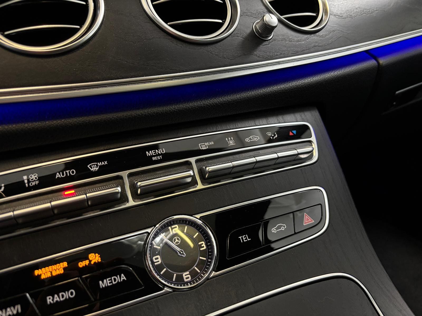 Fahrzeugabbildung Mercedes-Benz E 400 4MATIC T AMG AHK+PANO+BURMEST+STDHZ+HUD