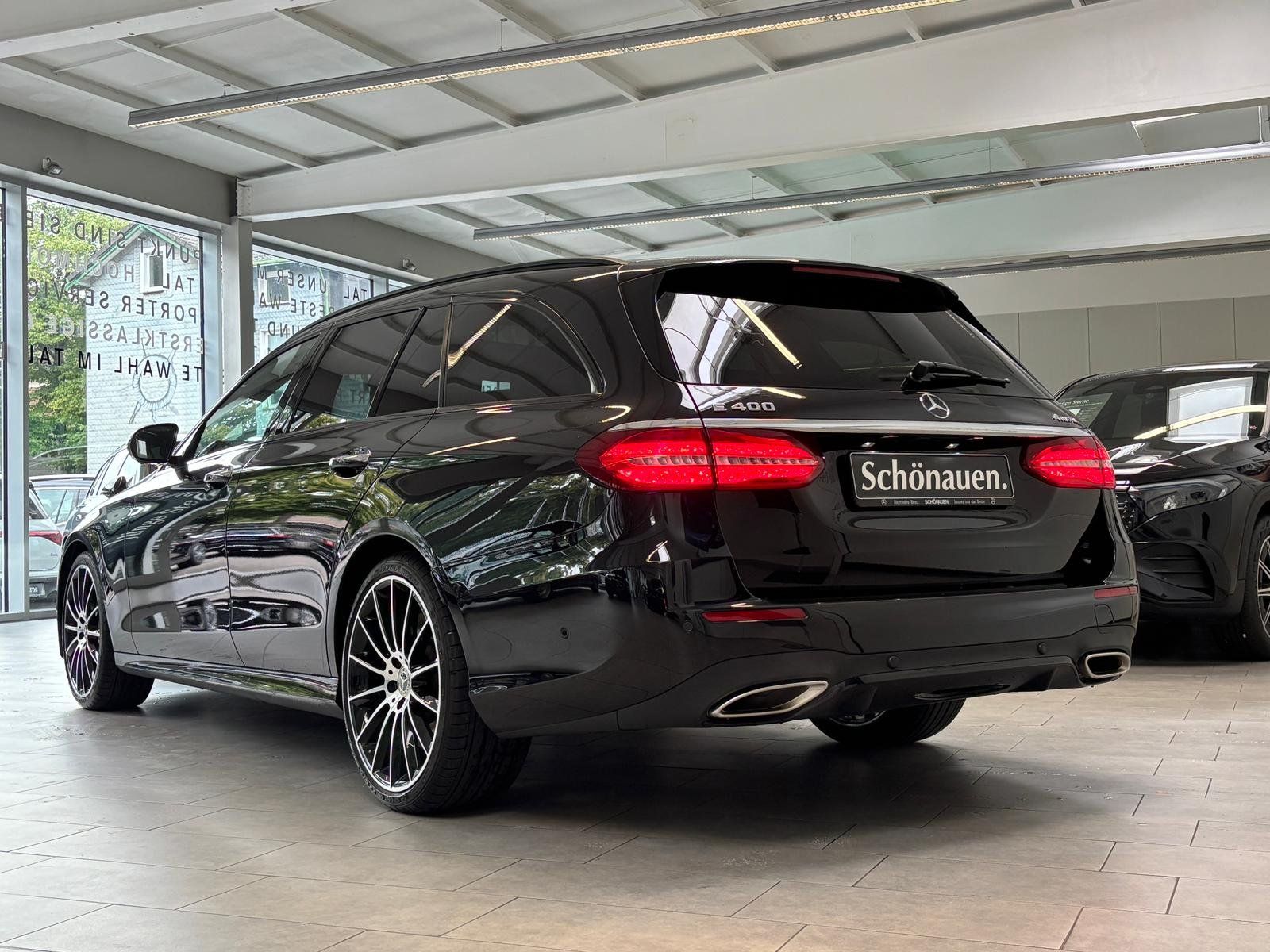 Fahrzeugabbildung Mercedes-Benz E 400 4MATIC T AMG AHK+PANO+BURMEST+STDHZ+HUD
