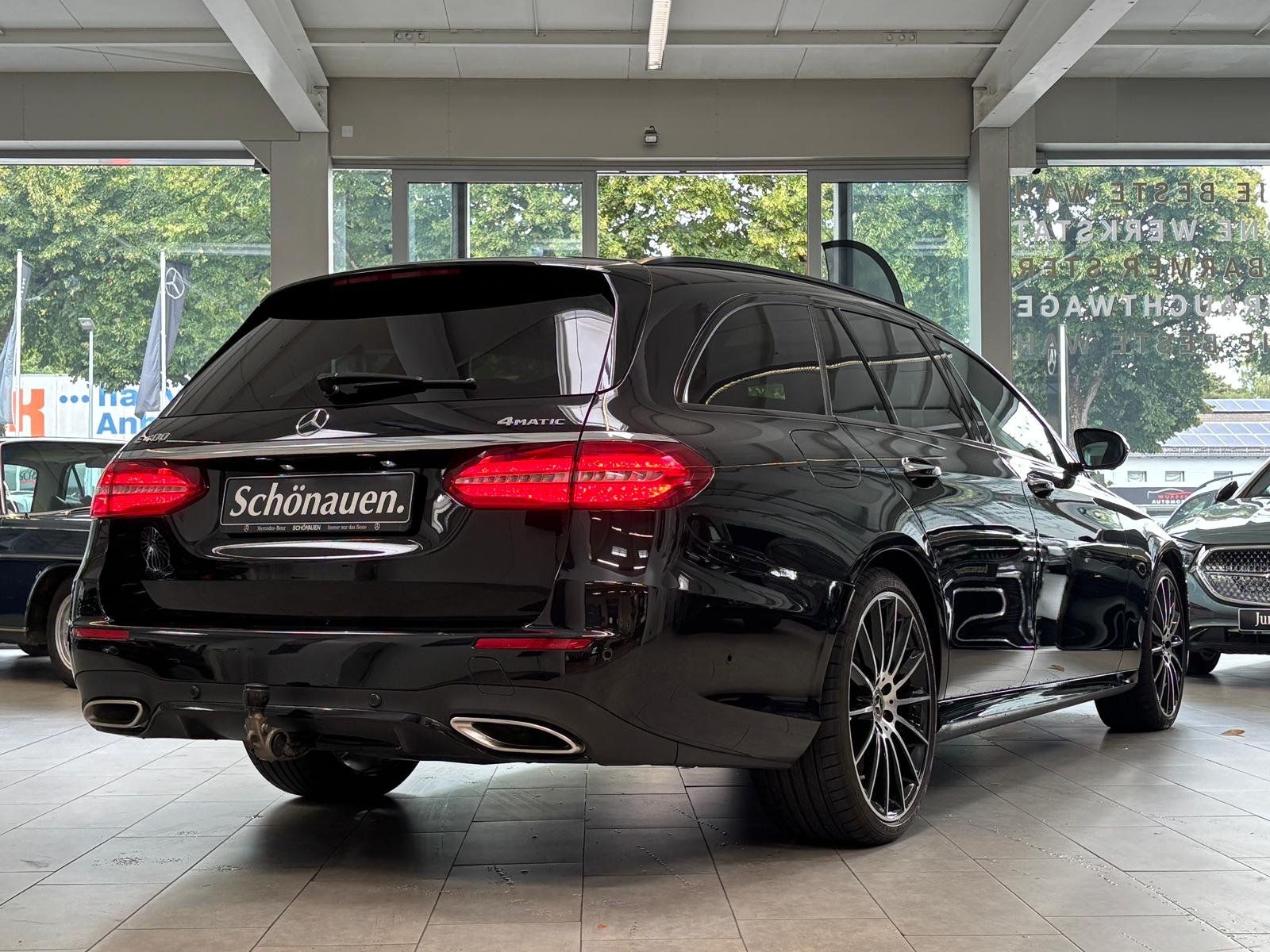 Fahrzeugabbildung Mercedes-Benz E 400 4MATIC T AMG AHK+PANO+BURMEST+STDHZ+HUD