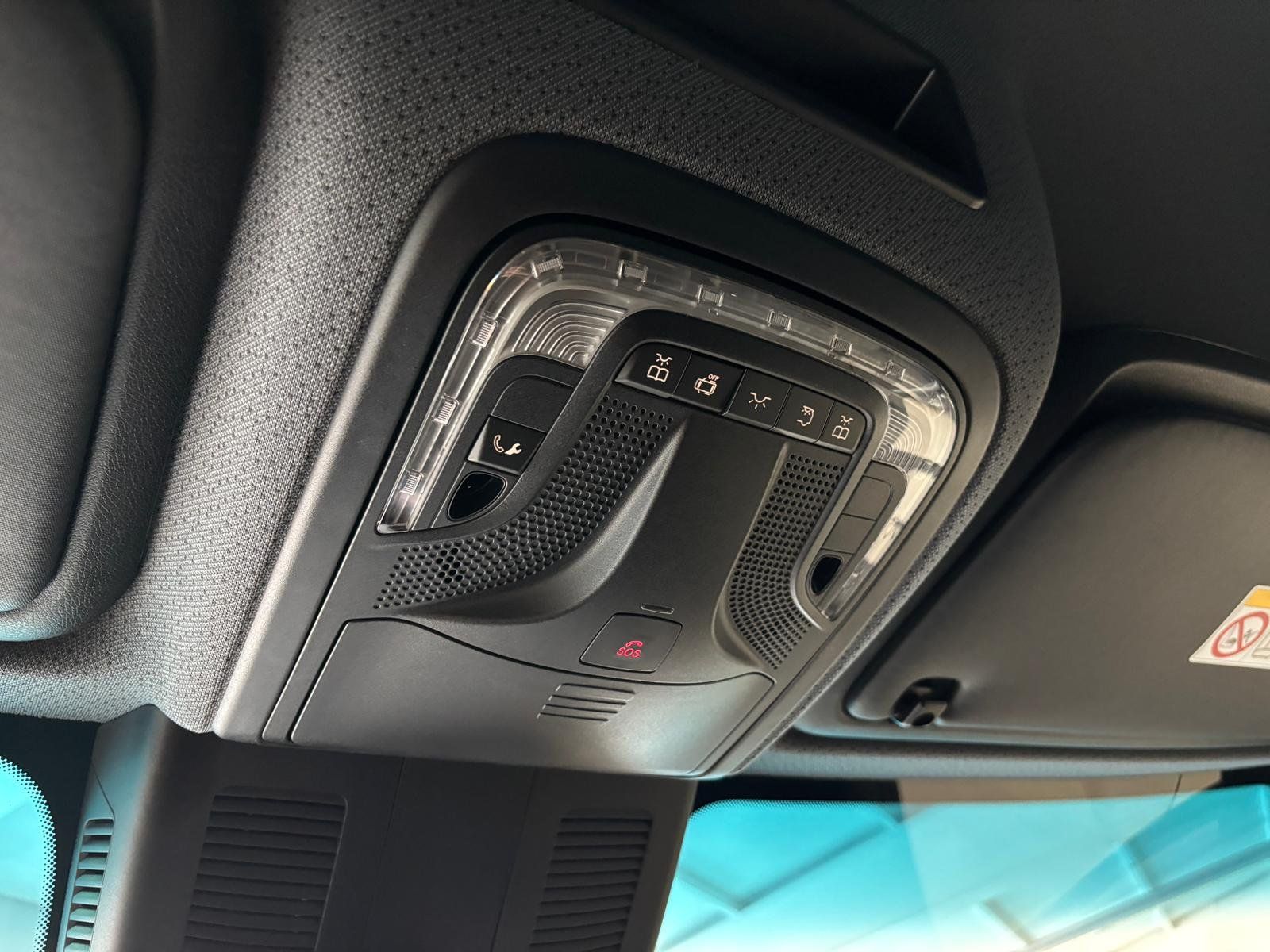 Fahrzeugabbildung Mercedes-Benz Sprinter 317 Tourer LED+STDHZ+DISTR+3,5AHK+2/2/3