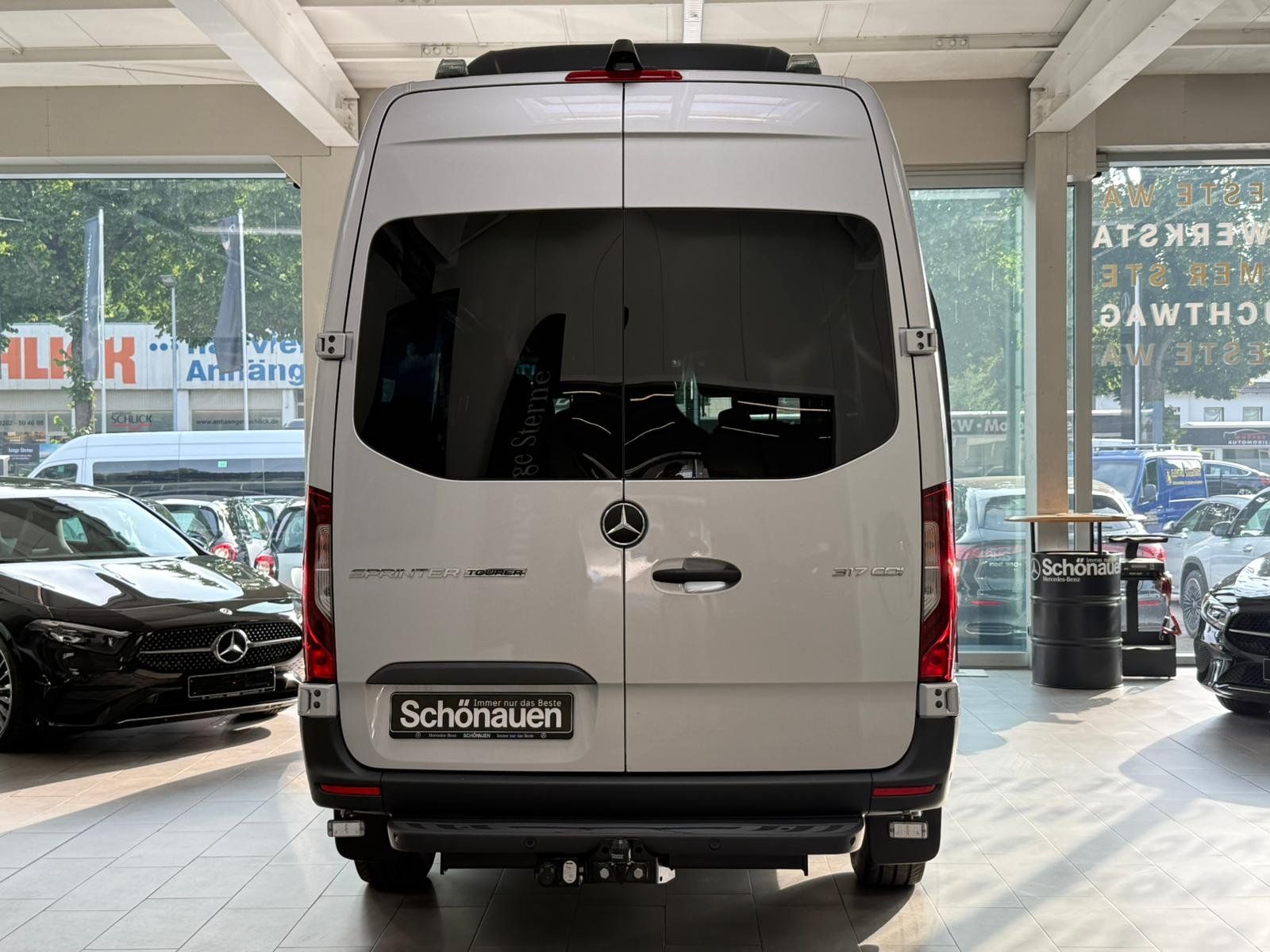 Fahrzeugabbildung Mercedes-Benz Sprinter 317 Tourer LED+STDHZ+DISTR+3,5AHK+2/2/3