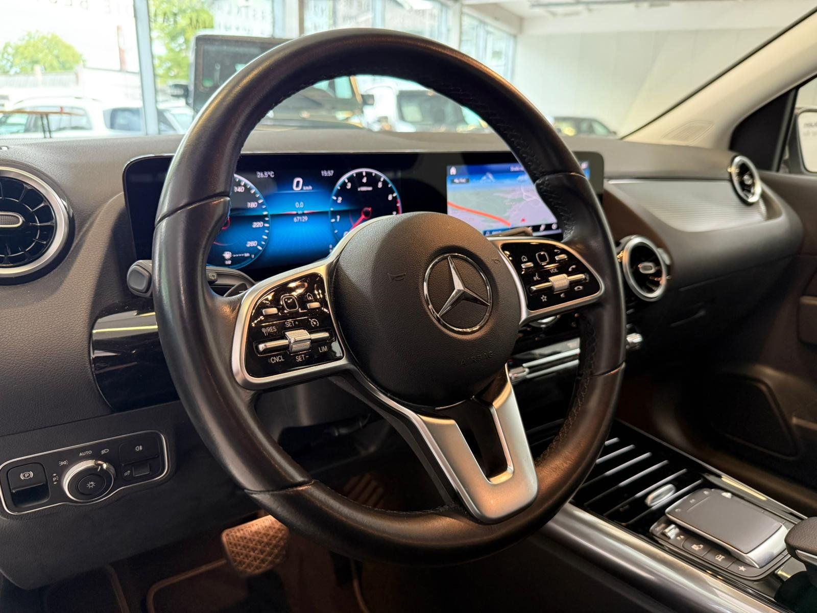 Fahrzeugabbildung Mercedes-Benz B 180 Progressive KAMERA+TOTW+LED+EASYPK+CARPLAY