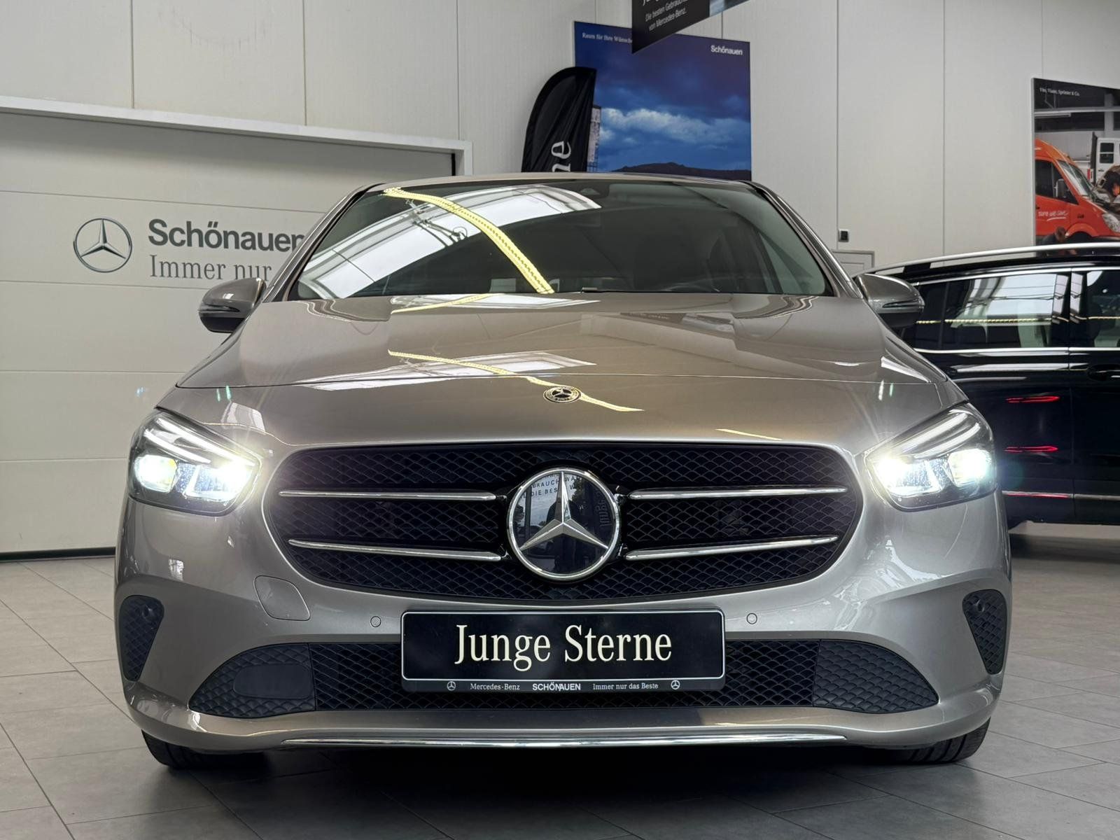 Fahrzeugabbildung Mercedes-Benz B 180 Progressive KAMERA+TOTW+LED+EASYPK+CARPLAY
