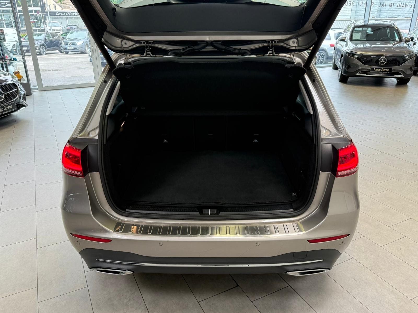 Fahrzeugabbildung Mercedes-Benz B 180 Progressive KAMERA+TOTW+LED+EASYPK+CARPLAY