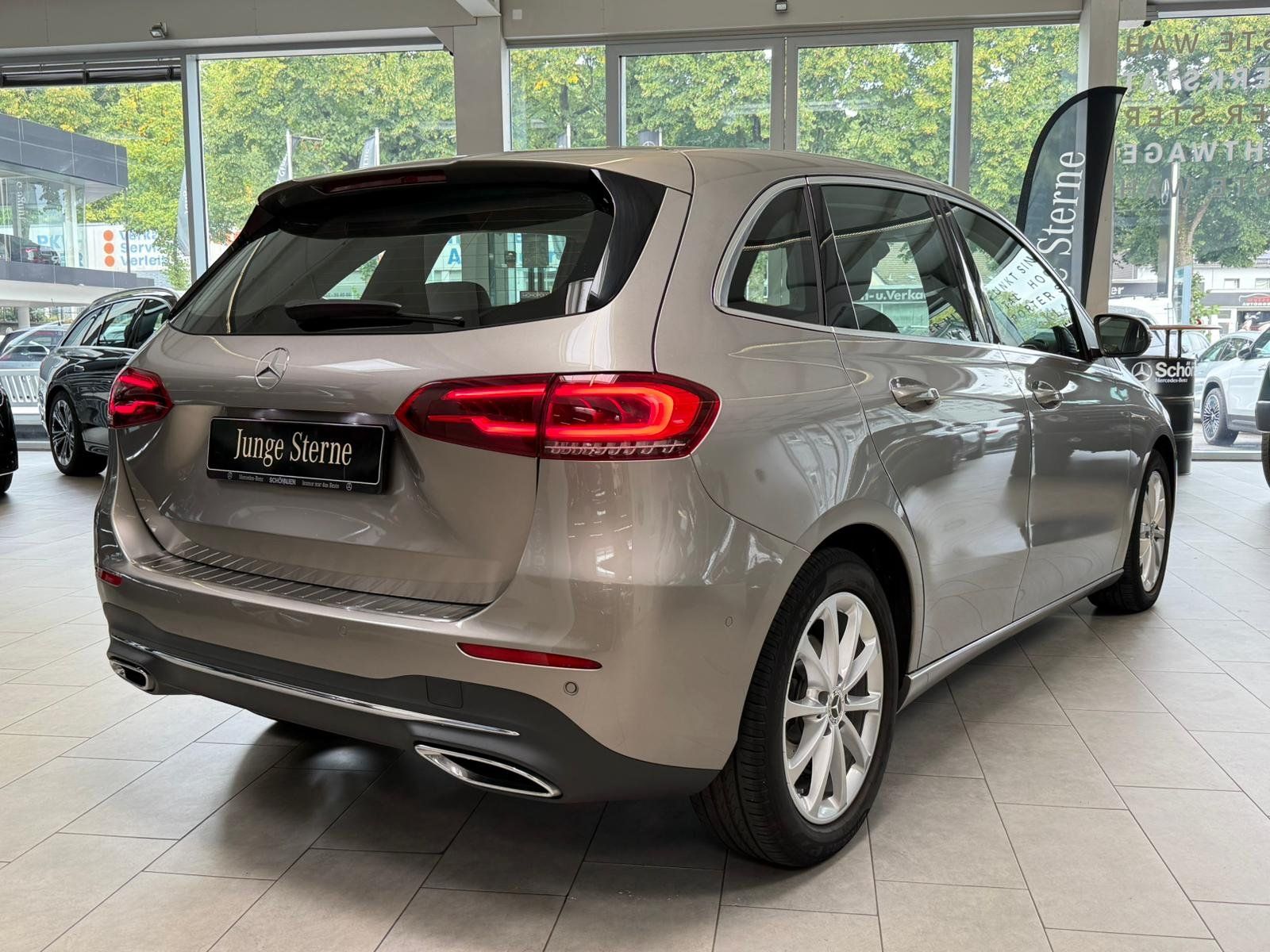 Fahrzeugabbildung Mercedes-Benz B 180 Progressive KAMERA+TOTW+LED+EASYPK+CARPLAY