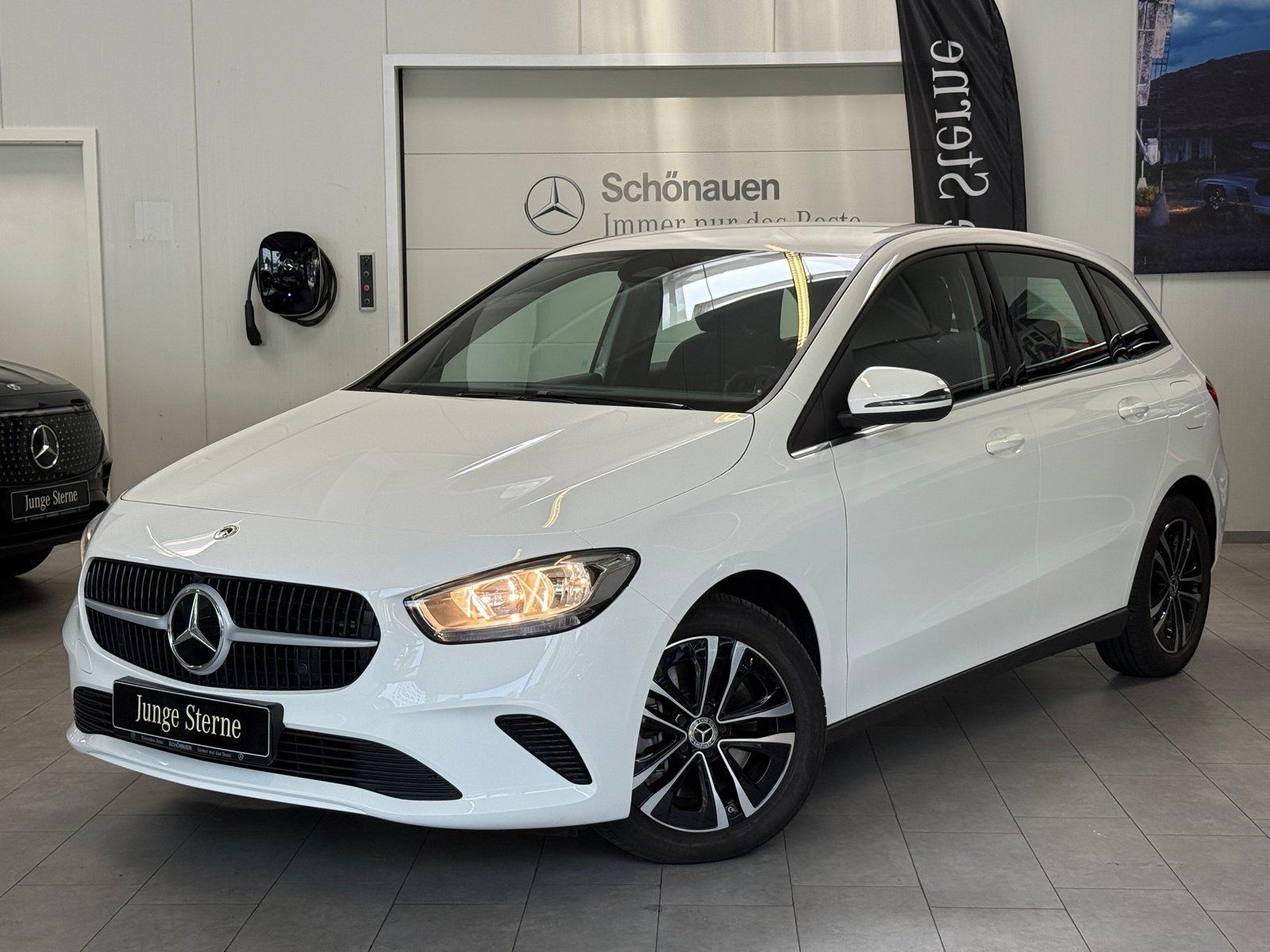 Mercedes-Benz B 250e FACELIFT+KAMERA+DAB+MBUX+NAVI+LENKRADHZ