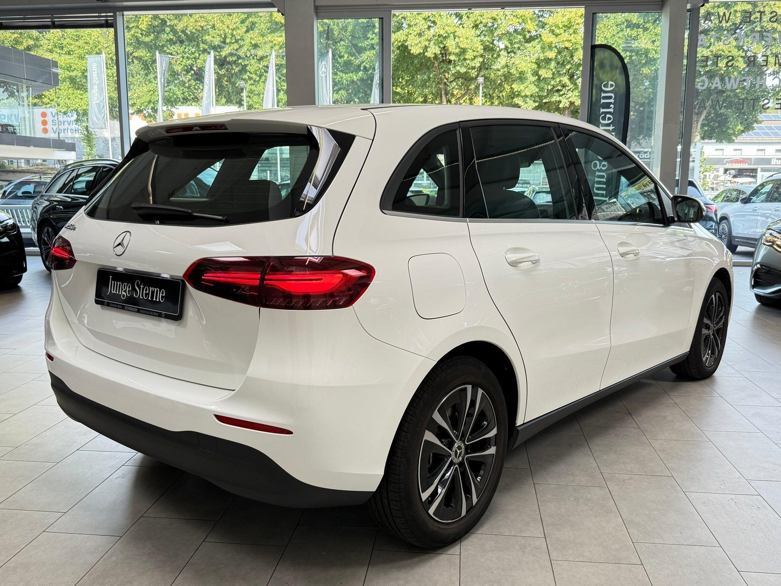Fahrzeugabbildung Mercedes-Benz B 250e FACELIFT+KAMERA+DAB+MBUX+NAVI+LENKRADHZ