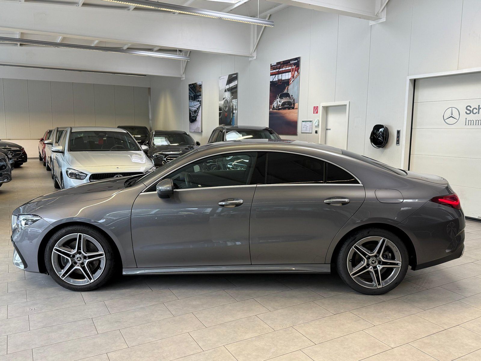 Fahrzeugabbildung Mercedes-Benz CLA 200 AMG PREMIUM+KAMERA+AHK+KEYLESS+LED+TOTW