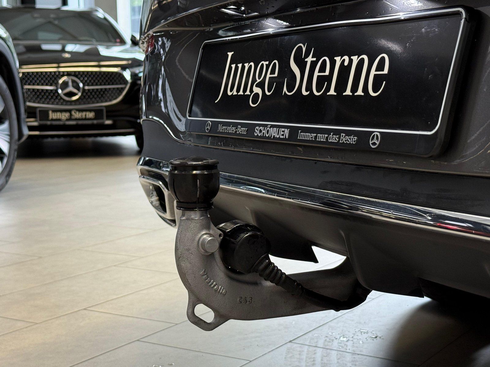 Fahrzeugabbildung Mercedes-Benz CLA 200 AMG PREMIUM+KAMERA+AHK+KEYLESS+LED+TOTW