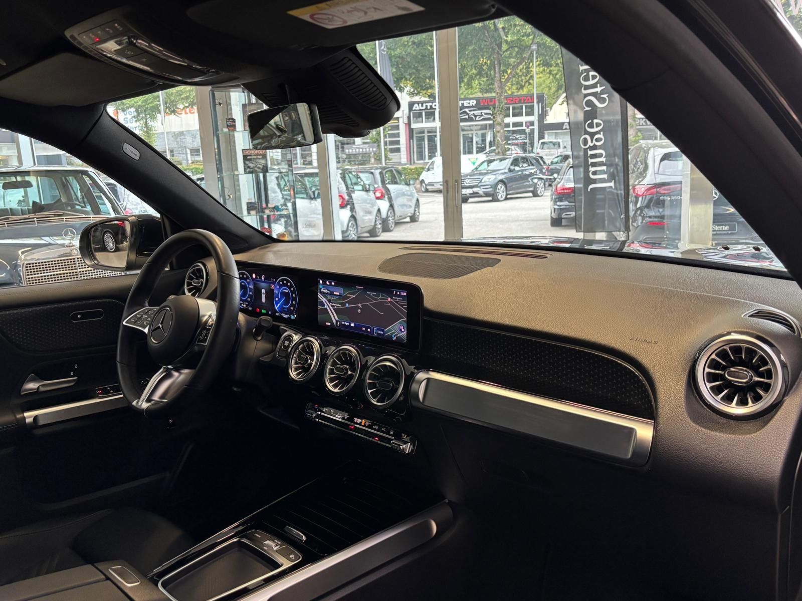 Fahrzeugabbildung Mercedes-Benz EQB 350 4M PROGRESSIVE ADV.+CARPLAY+VZ+WINTER