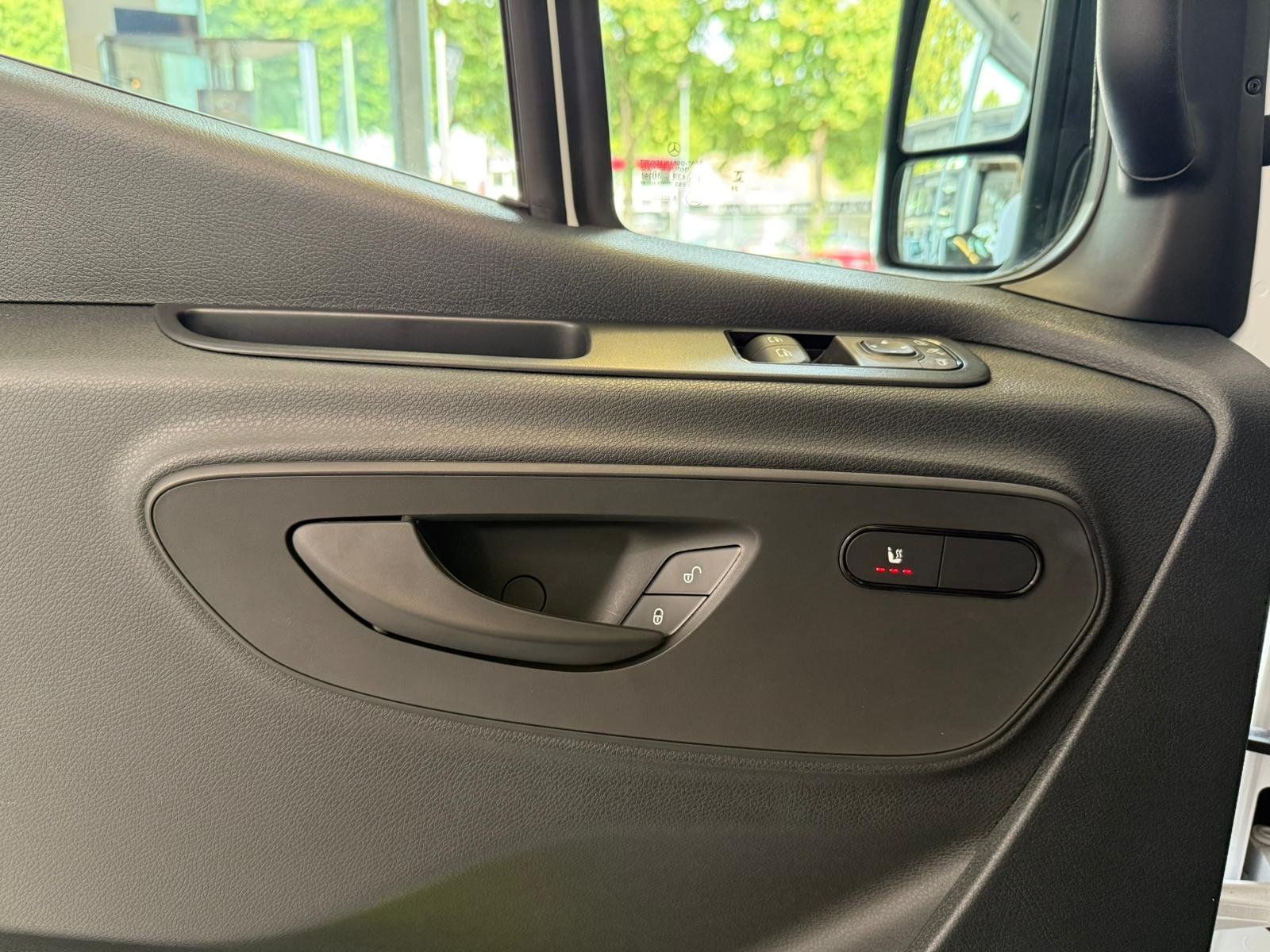 Fahrzeugabbildung Mercedes-Benz Sprinter 319 PRO 3665 Pritsche AHK+LED+CARPLAY