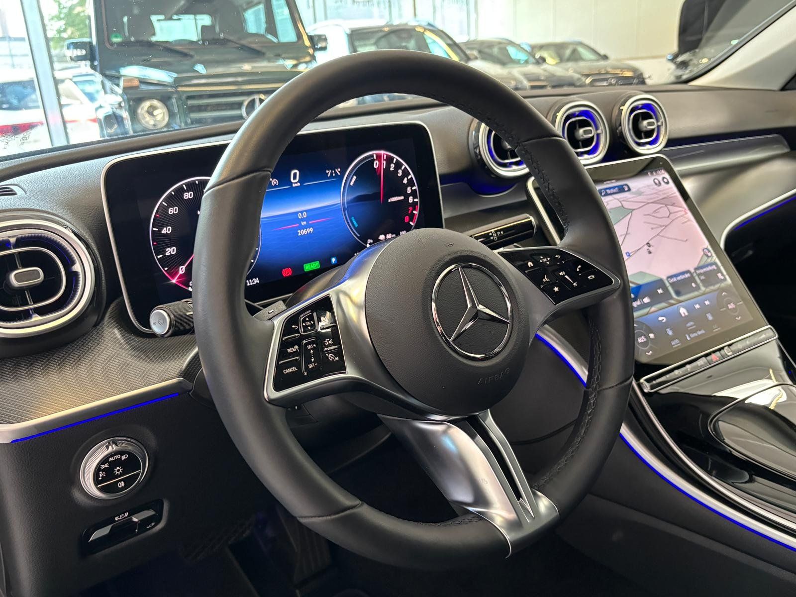 Fahrzeugabbildung Mercedes-Benz C 300e T AHK+KAMERA+MEMORY+LED+TOTW+CARPLAY+DAB