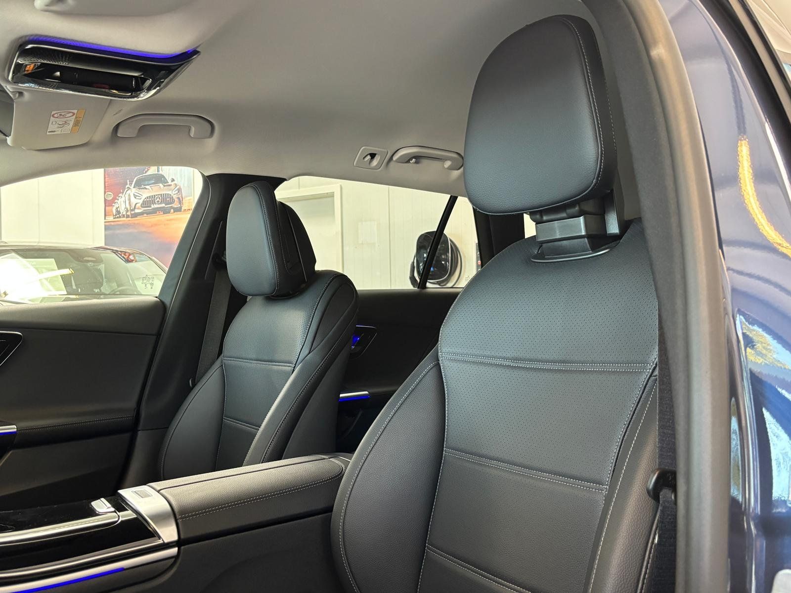 Fahrzeugabbildung Mercedes-Benz C 300e T AHK+KAMERA+MEMORY+LED+TOTW+CARPLAY+DAB