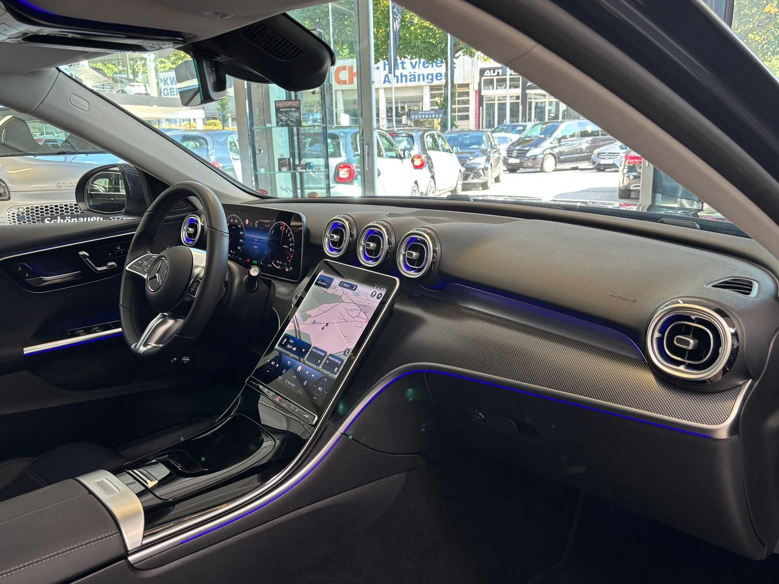 Fahrzeugabbildung Mercedes-Benz C 300e T AHK+KAMERA+MEMORY+LED+TOTW+CARPLAY+DAB