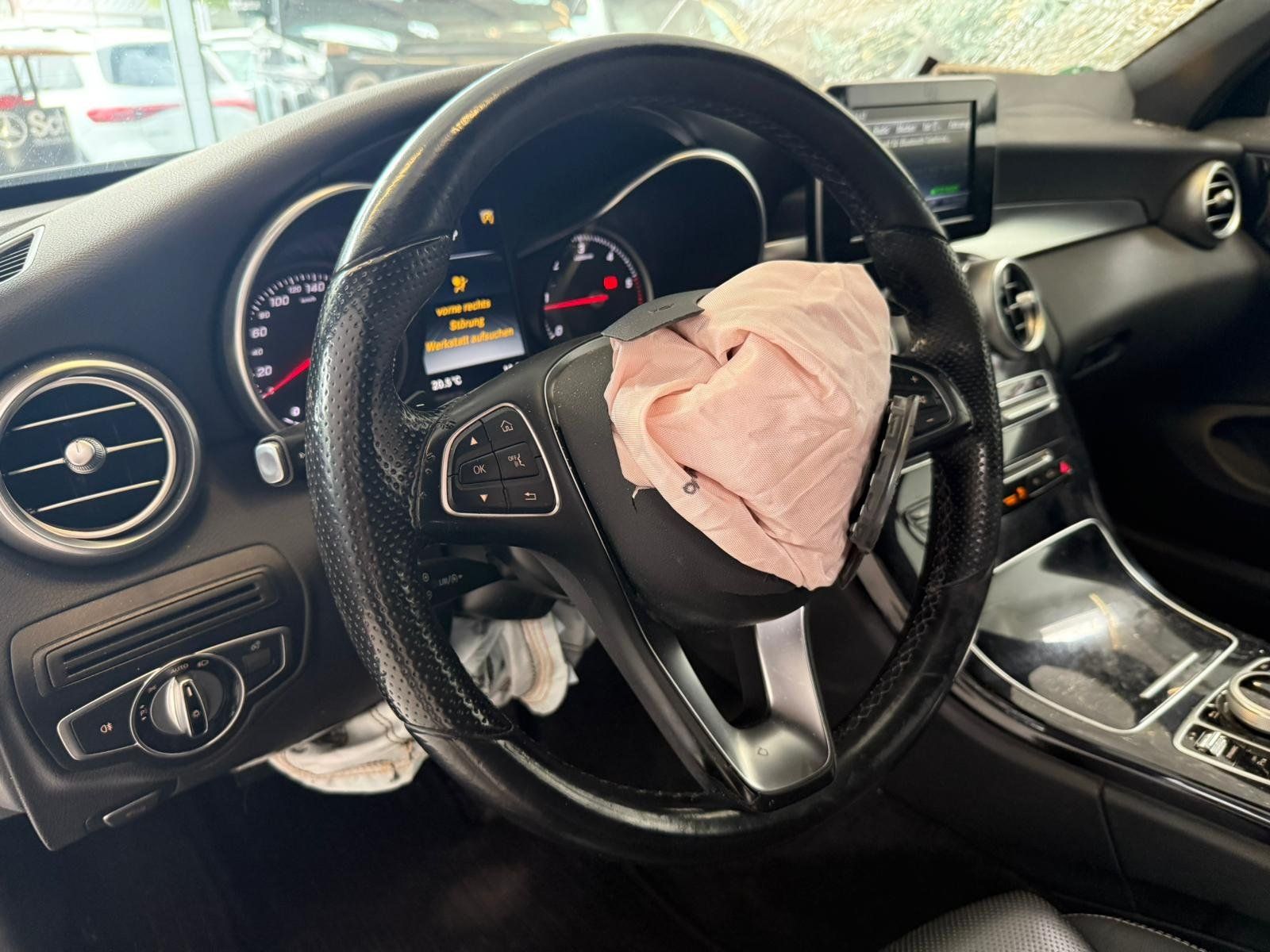 Fahrzeugabbildung Mercedes-Benz C 220 d Cabrio | Unfallfahrzeug nur an Gewerbe!