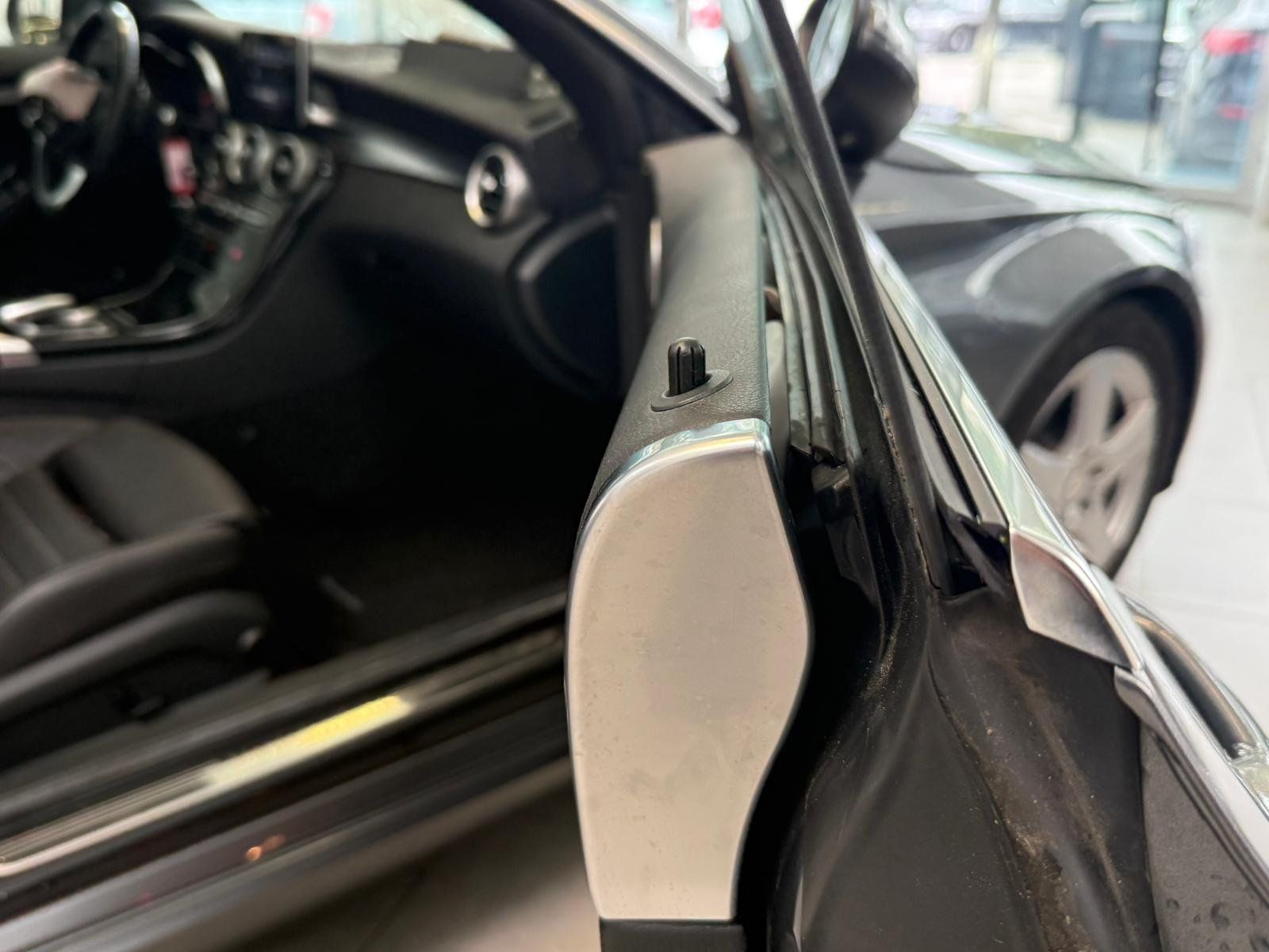 Fahrzeugabbildung Mercedes-Benz C 220 d Cabrio | Unfallfahrzeug nur an Gewerbe!