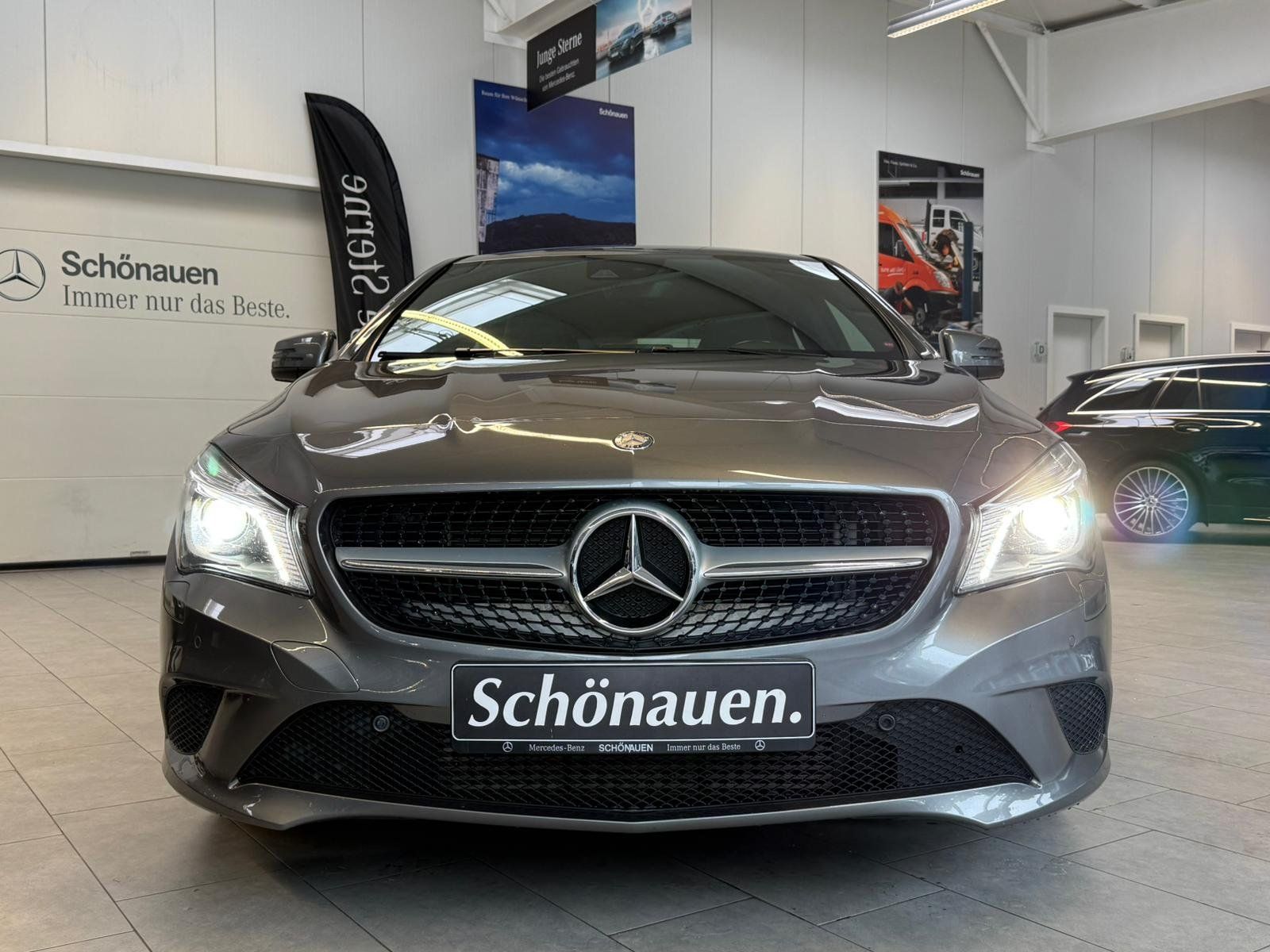 Fahrzeugabbildung Mercedes-Benz CLA 180 SB Urban KAMERA+AHK+NAVI+THERMATIC+PTS