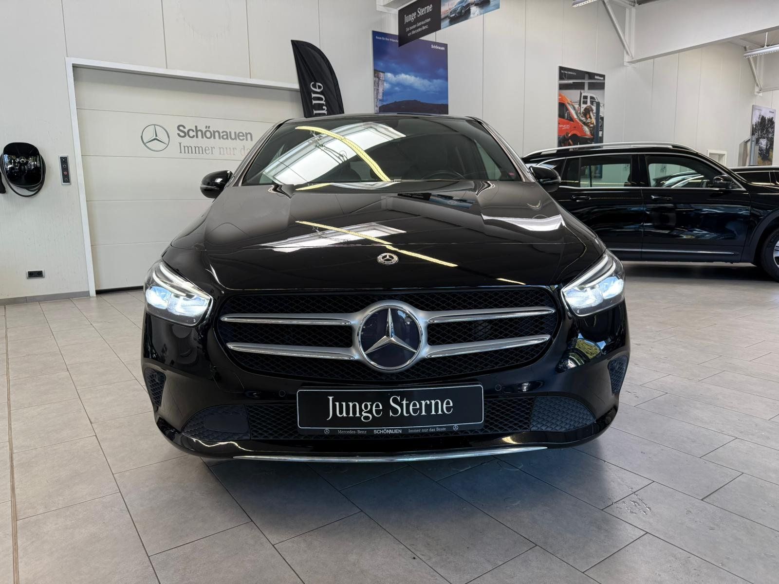Fahrzeugabbildung Mercedes-Benz B 160 Progressive KAMERA+LED+NAVI+MBUX+CARPLAY