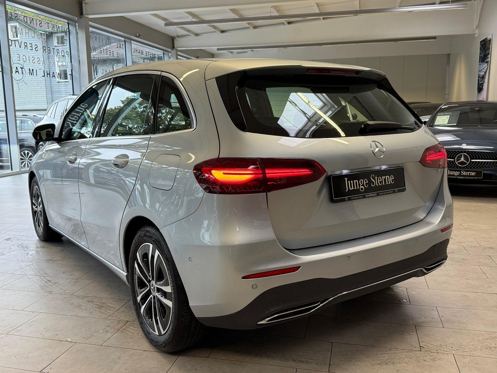 Fahrzeugabbildung Mercedes-Benz B 220 d Progressive Advanced+THERMOTR.+360°+TOTW