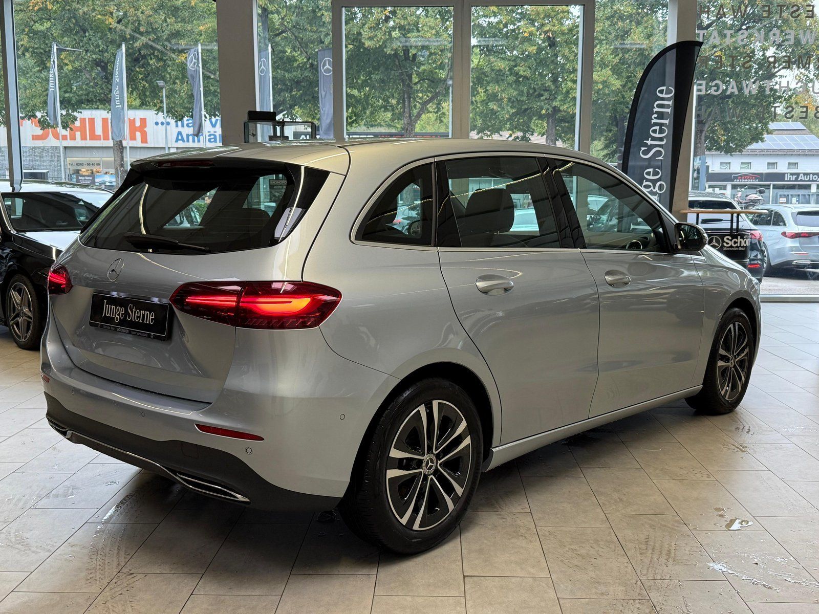 Fahrzeugabbildung Mercedes-Benz B 220 d Progressive Advanced+THERMOTR.+360°+TOTW