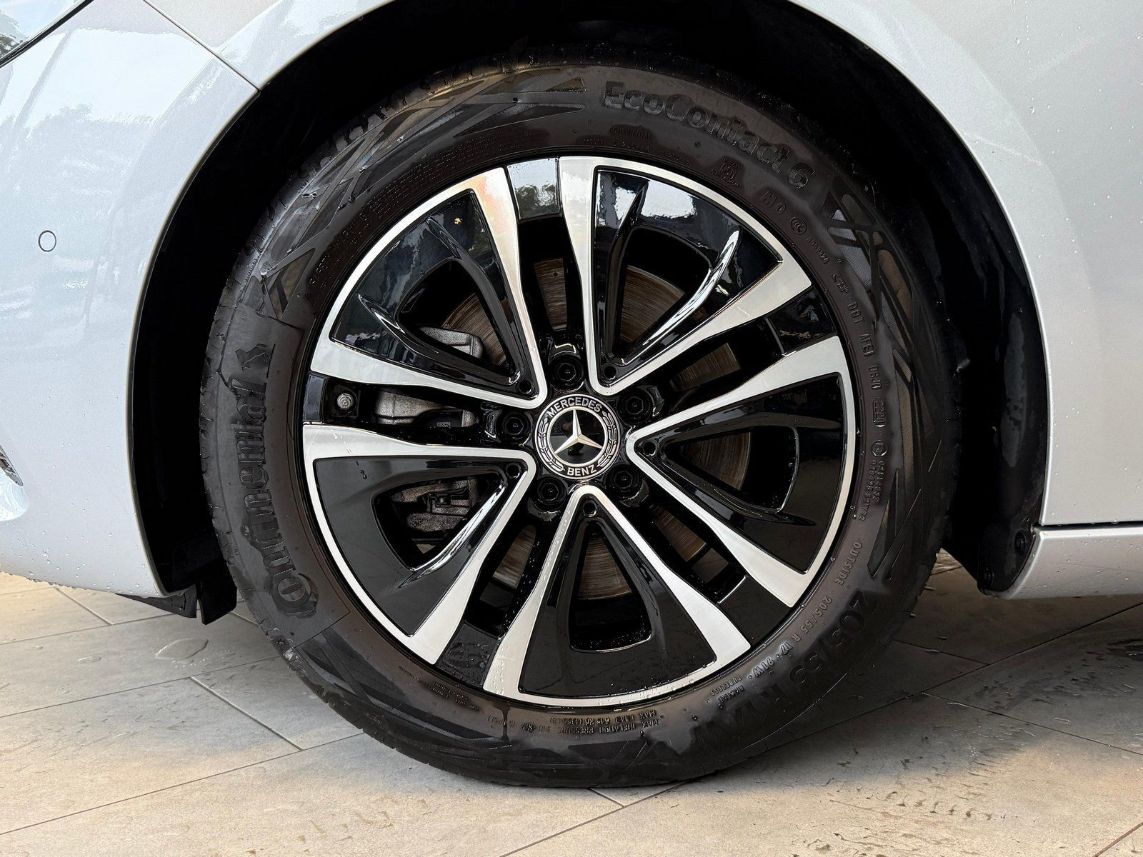 Fahrzeugabbildung Mercedes-Benz B 220 d Progressive Advanced+THERMOTR.+360°+TOTW