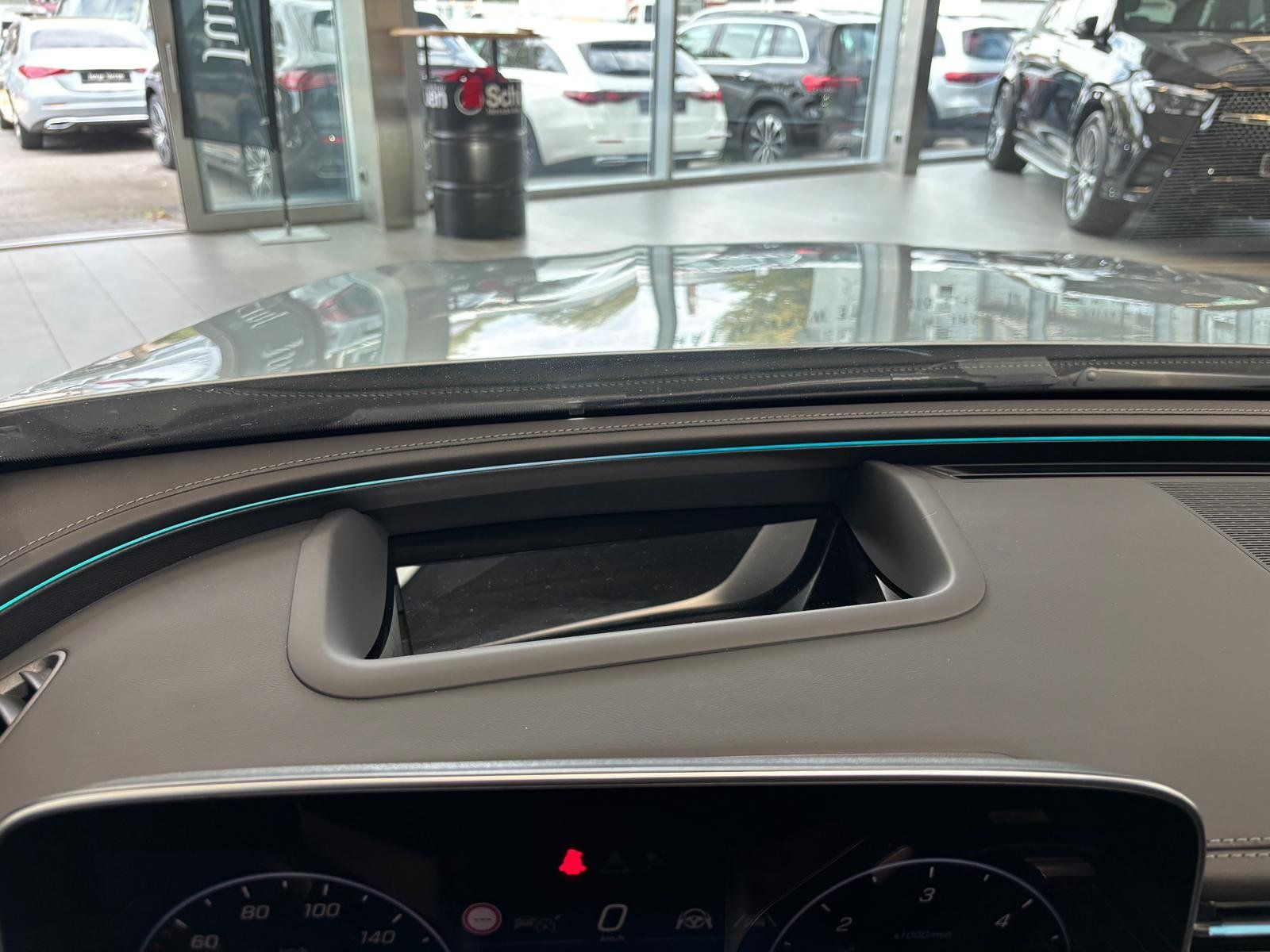 Fahrzeugabbildung Mercedes-Benz E 450 d 4M T AMG+AIRMATIC+STDHZ+HUD+PANO+AHK+360