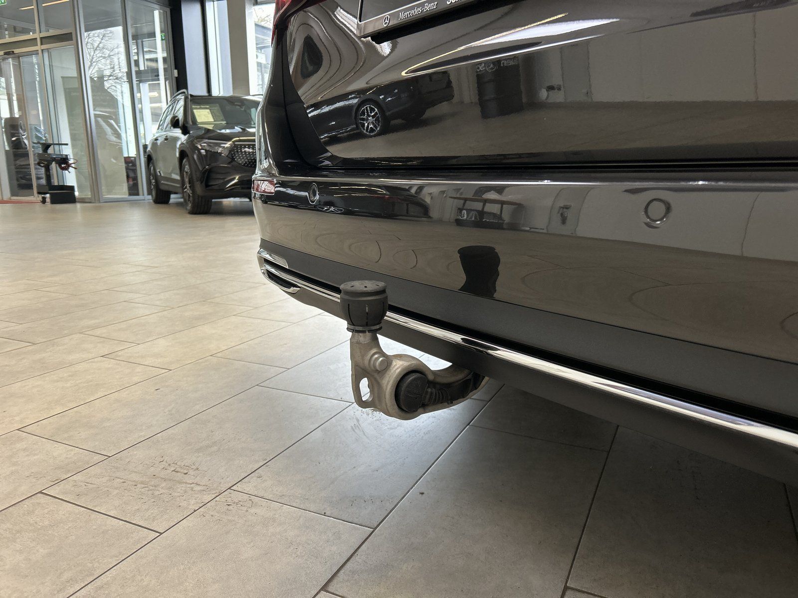 Fahrzeugabbildung Mercedes-Benz E 300e T AMG PANO+DISTR.+HUD+MEMORY+DIGITAL+AHK