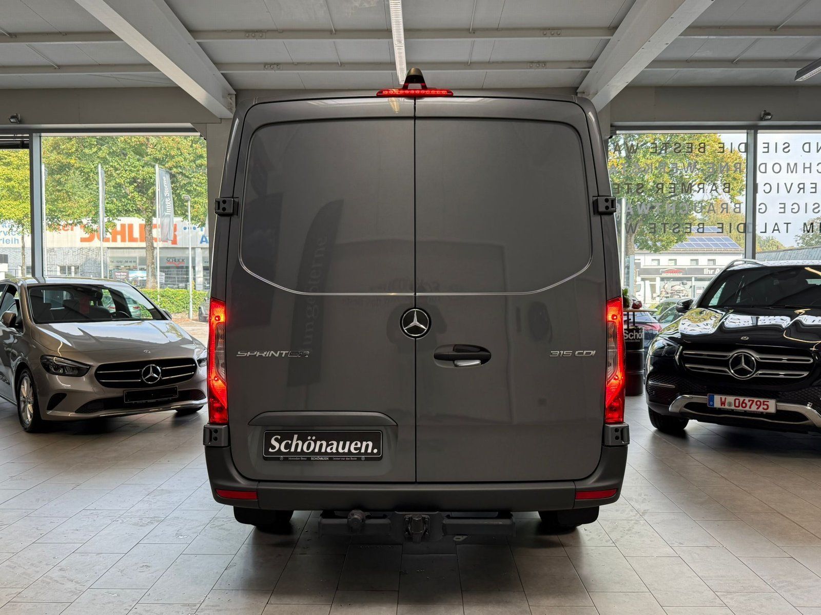 Fahrzeugabbildung Mercedes-Benz Sprinter 315 CDI KA Standard AHK 3,5t+HOLZ+KLIMA
