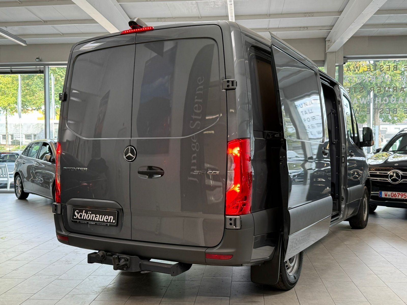 Fahrzeugabbildung Mercedes-Benz Sprinter 315 CDI KA Standard AHK 3,5t+HOLZ+KLIMA