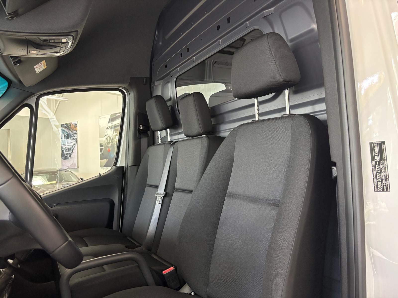 Fahrzeugabbildung Mercedes-Benz Sprinter 315 CDI Kasten L2H2 AHK+MBUX+KAMERA+SHZ