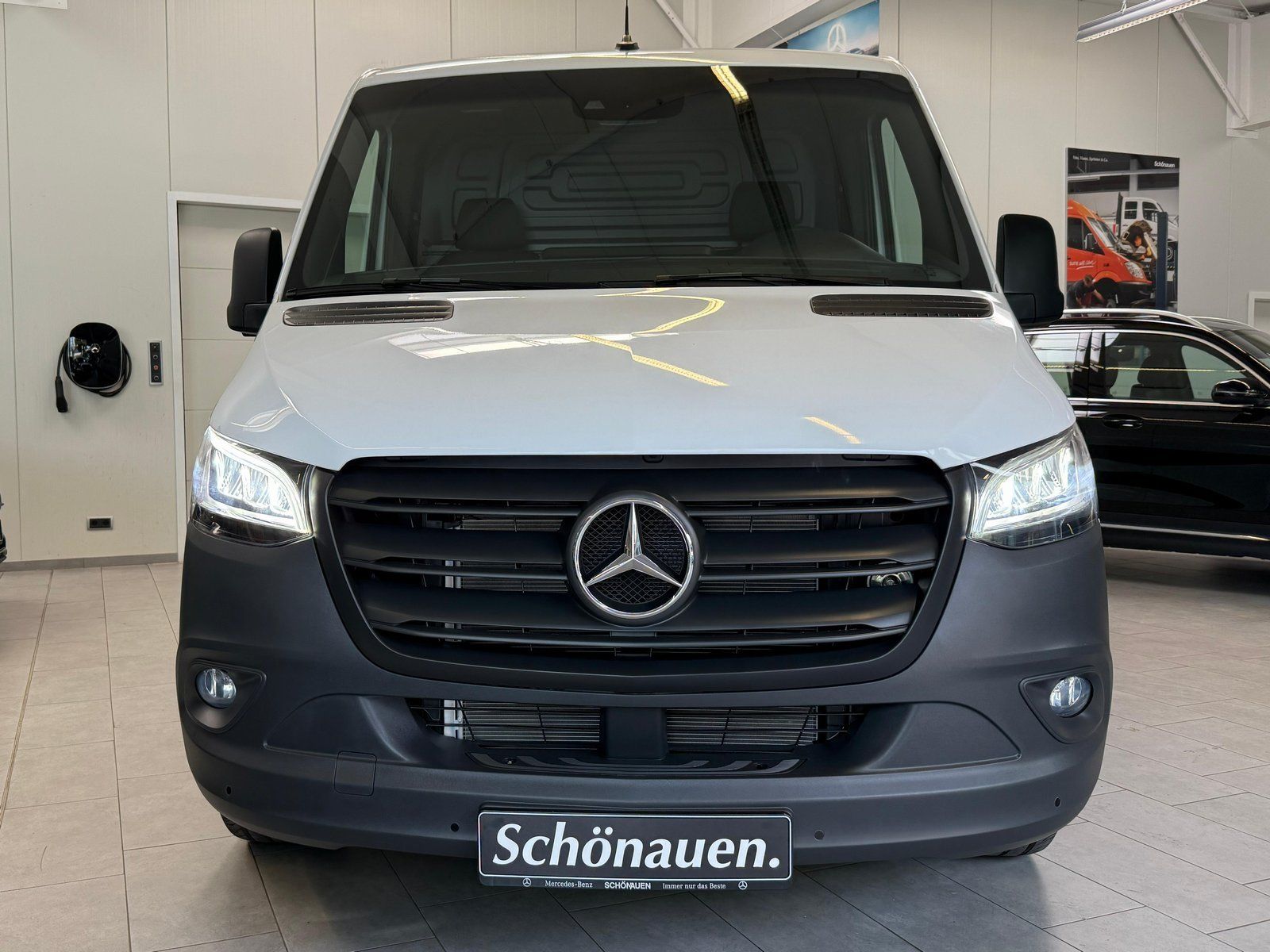 Fahrzeugabbildung Mercedes-Benz Sprinter 315 Kasten Standard LED+STDHZ+SCHWING