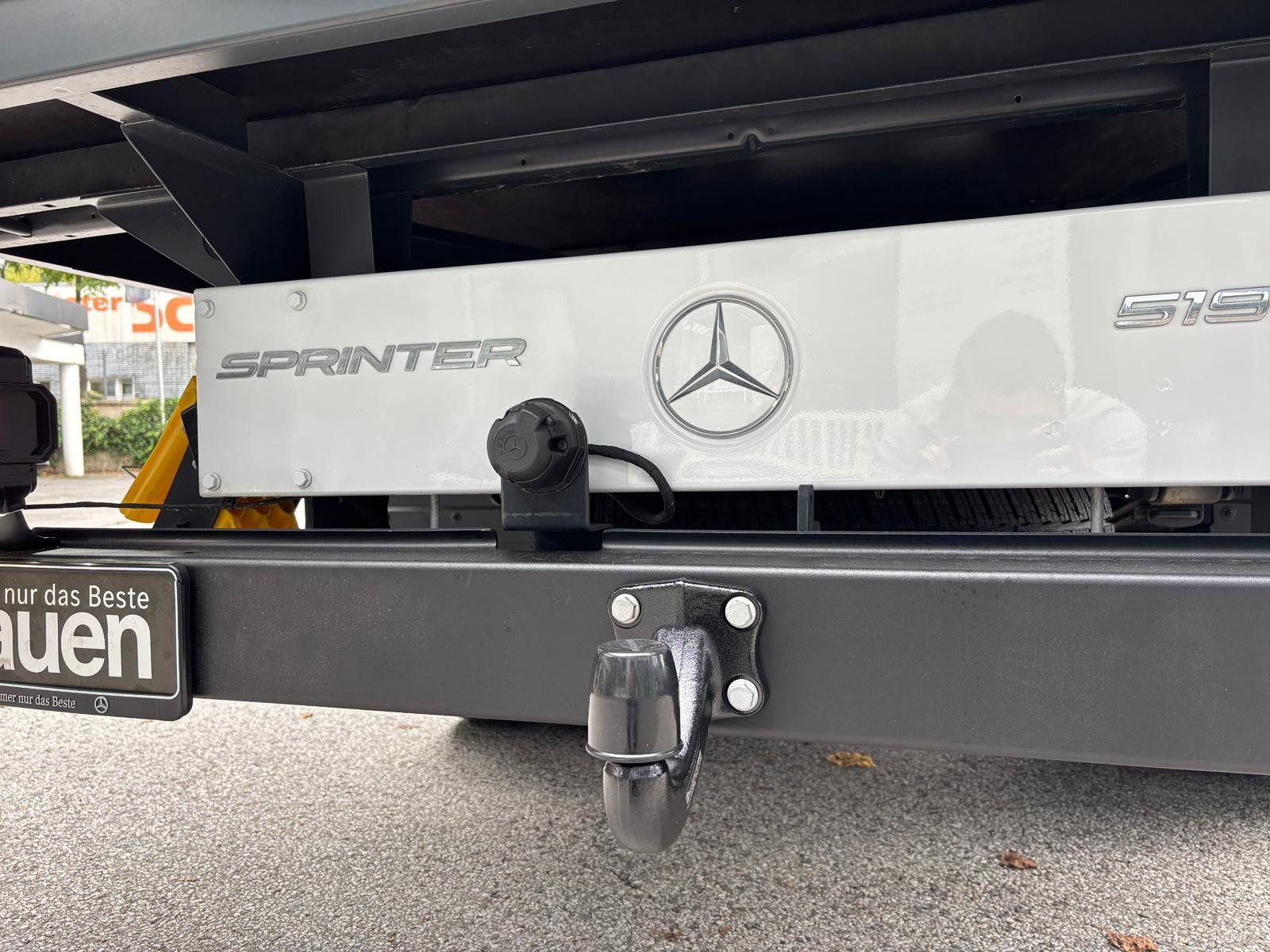 Fahrzeugabbildung Mercedes-Benz Sprinter 519 CDI lang 4325 AHK 3,5t+SHZ+MBUX+AC