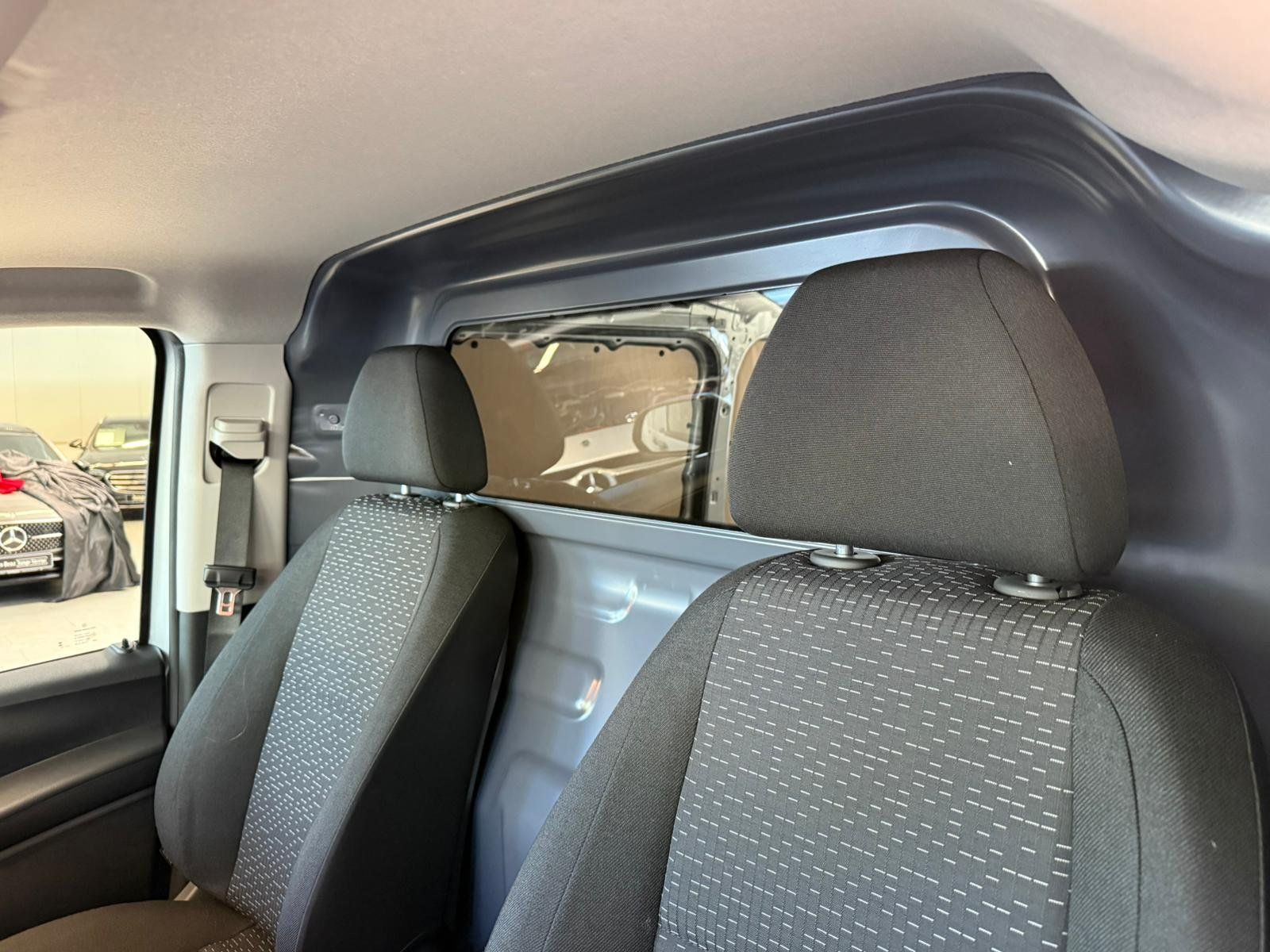 Fahrzeugabbildung Mercedes-Benz Vito 110 KA Kompakt FACELIFT+FLÜGEL270°+MBUX+PTS