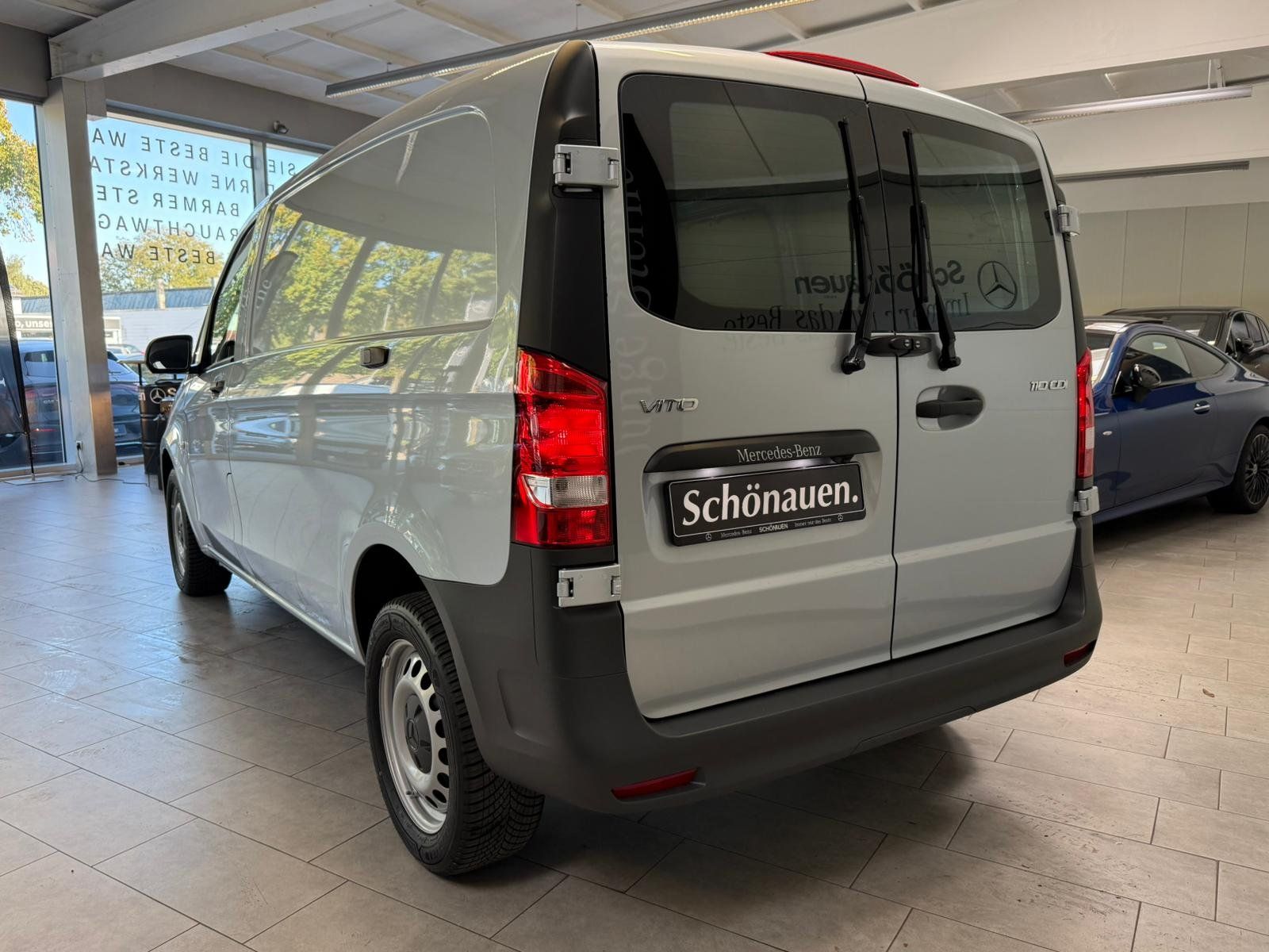 Fahrzeugabbildung Mercedes-Benz Vito 110 KA Kompakt FACELIFT+FLÜGEL270°+MBUX+PTS