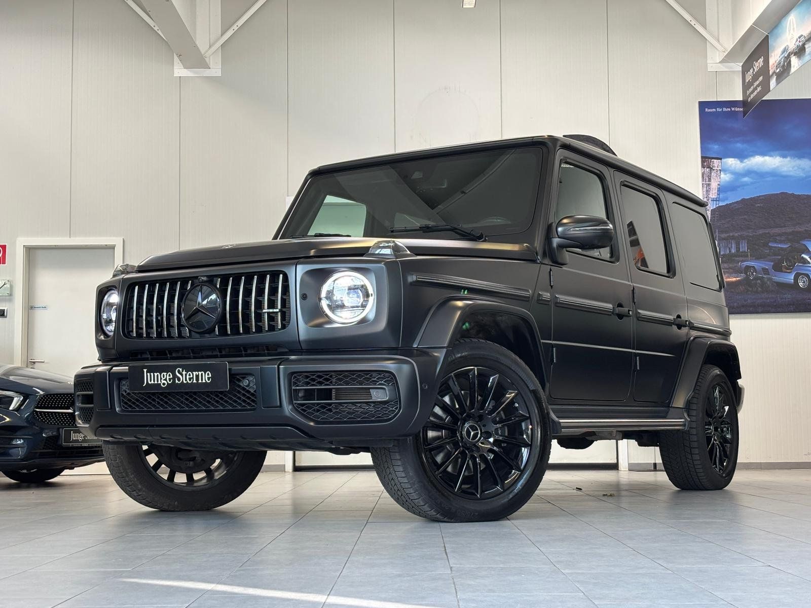 Mercedes-Benz G 400d AMG+DISTR+STDHZ+AHK+MBEAM+BURMES+NIGHT II