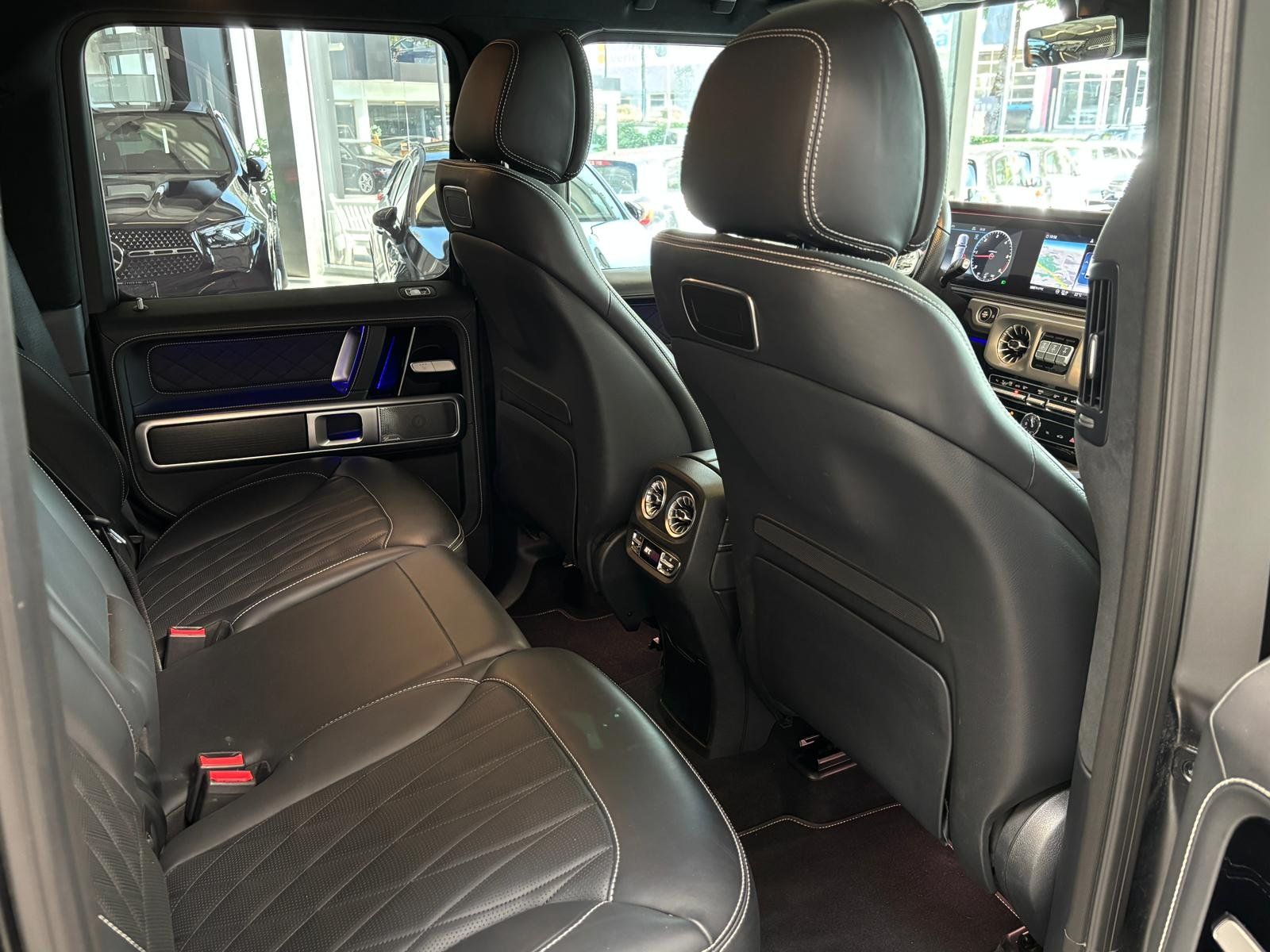 Fahrzeugabbildung Mercedes-Benz G 400d AMG+DISTR+STDHZ+AHK+MBEAM+BURMES+NIGHT II