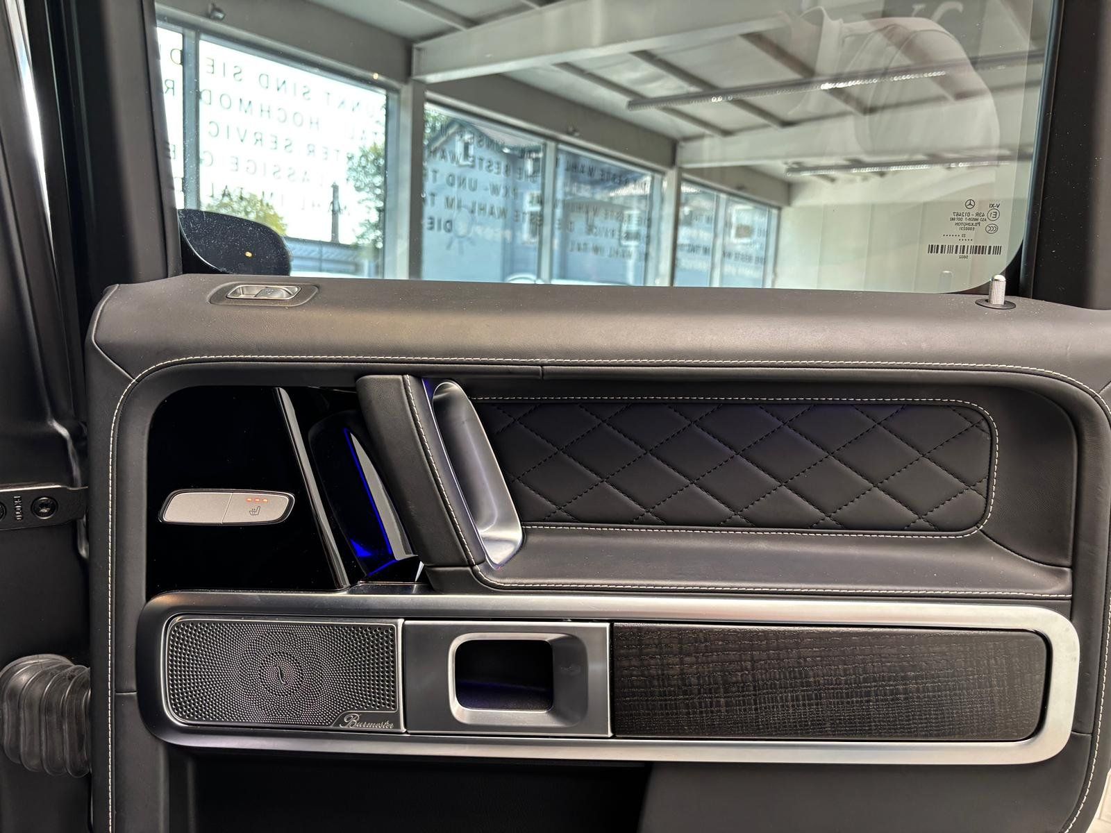 Fahrzeugabbildung Mercedes-Benz G 400d AMG+DISTR+STDHZ+AHK+MBEAM+BURMES+NIGHT II
