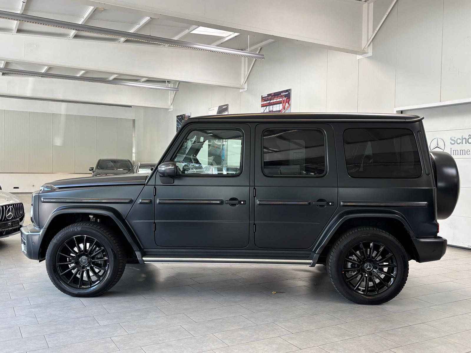 Fahrzeugabbildung Mercedes-Benz G 400d AMG+DISTR+STDHZ+AHK+MBEAM+BURMES+NIGHT II
