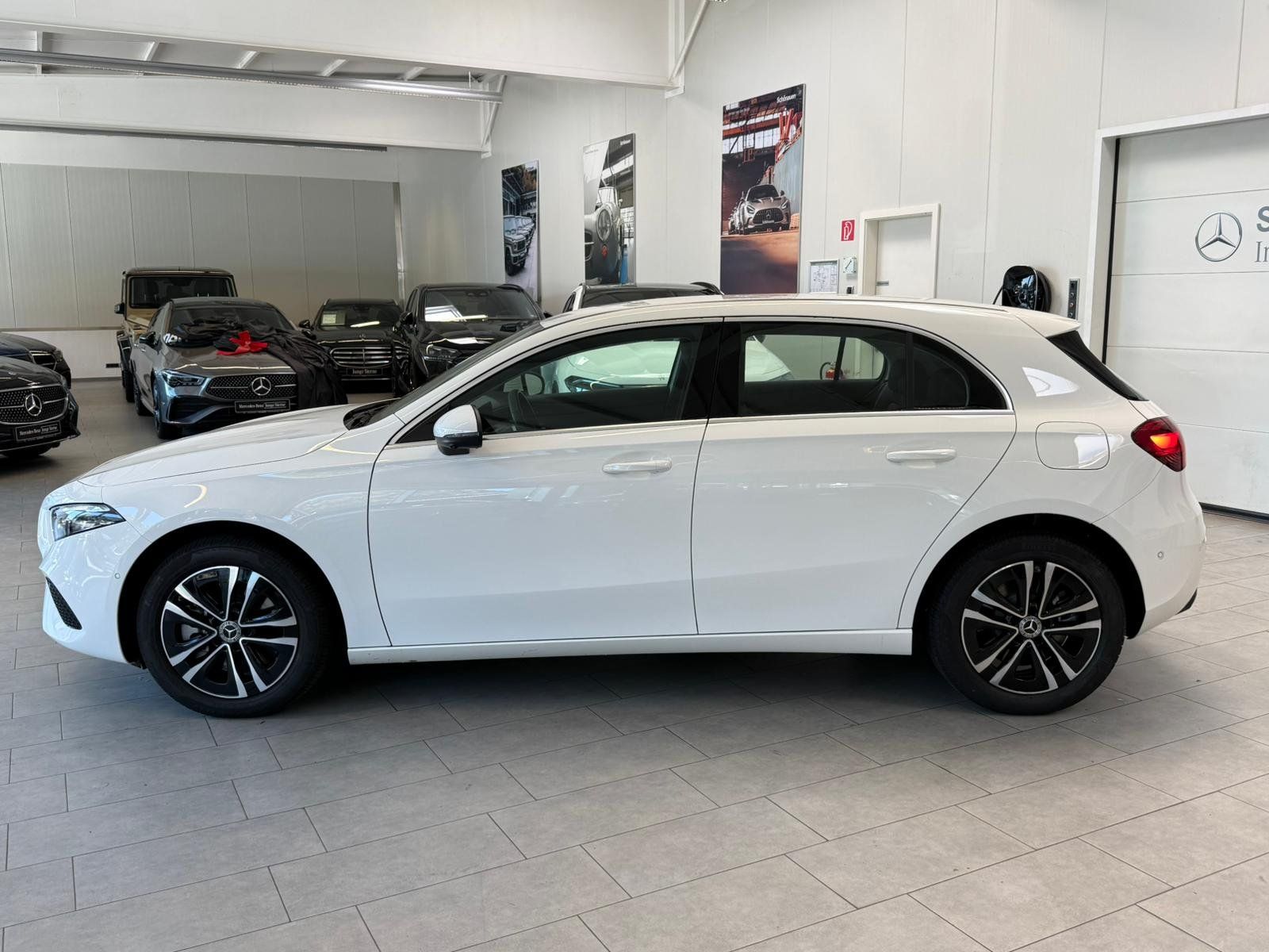 Fahrzeugabbildung Mercedes-Benz A 250e Progressive CARPLAY+360°+NAVI+TOTW+LED