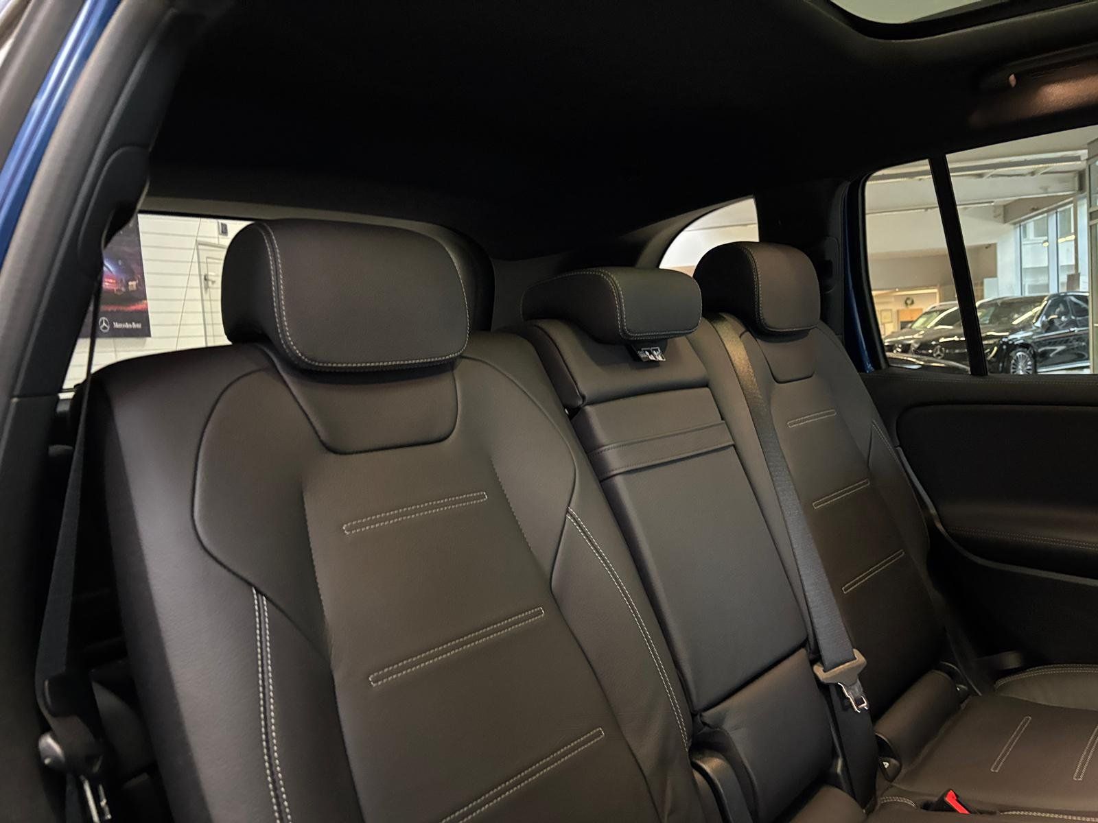 Fahrzeugabbildung Mercedes-Benz EQB 350 4M AMG DISTR+PANO+HUD+BURMES+AHK+MEMORY
