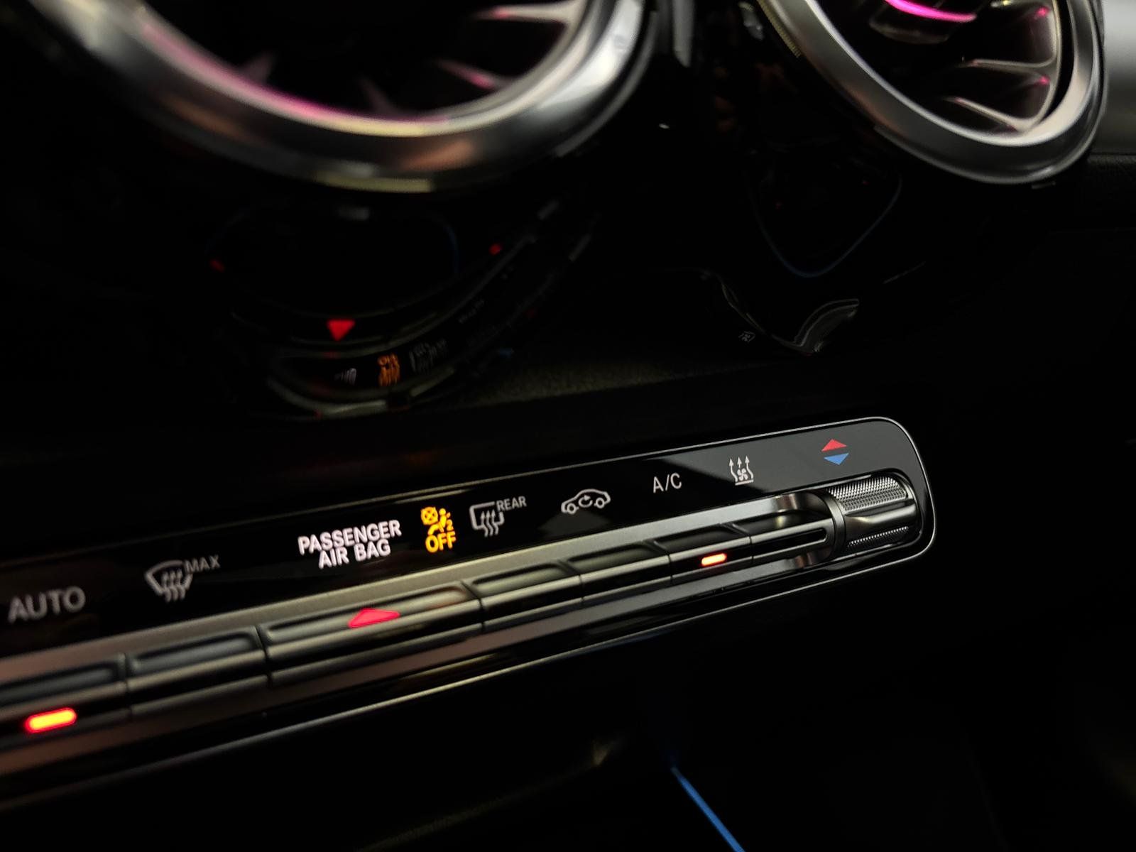 Fahrzeugabbildung Mercedes-Benz EQB 350 4M AMG DISTR+PANO+HUD+BURMES+AHK+MEMORY