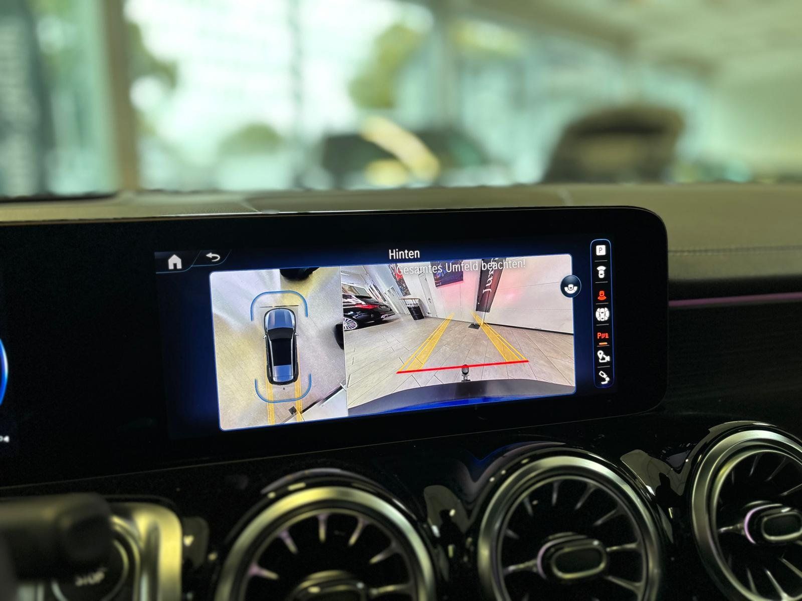 Fahrzeugabbildung Mercedes-Benz EQB 350 4M AMG DISTR+PANO+HUD+BURMES+AHK+MEMORY
