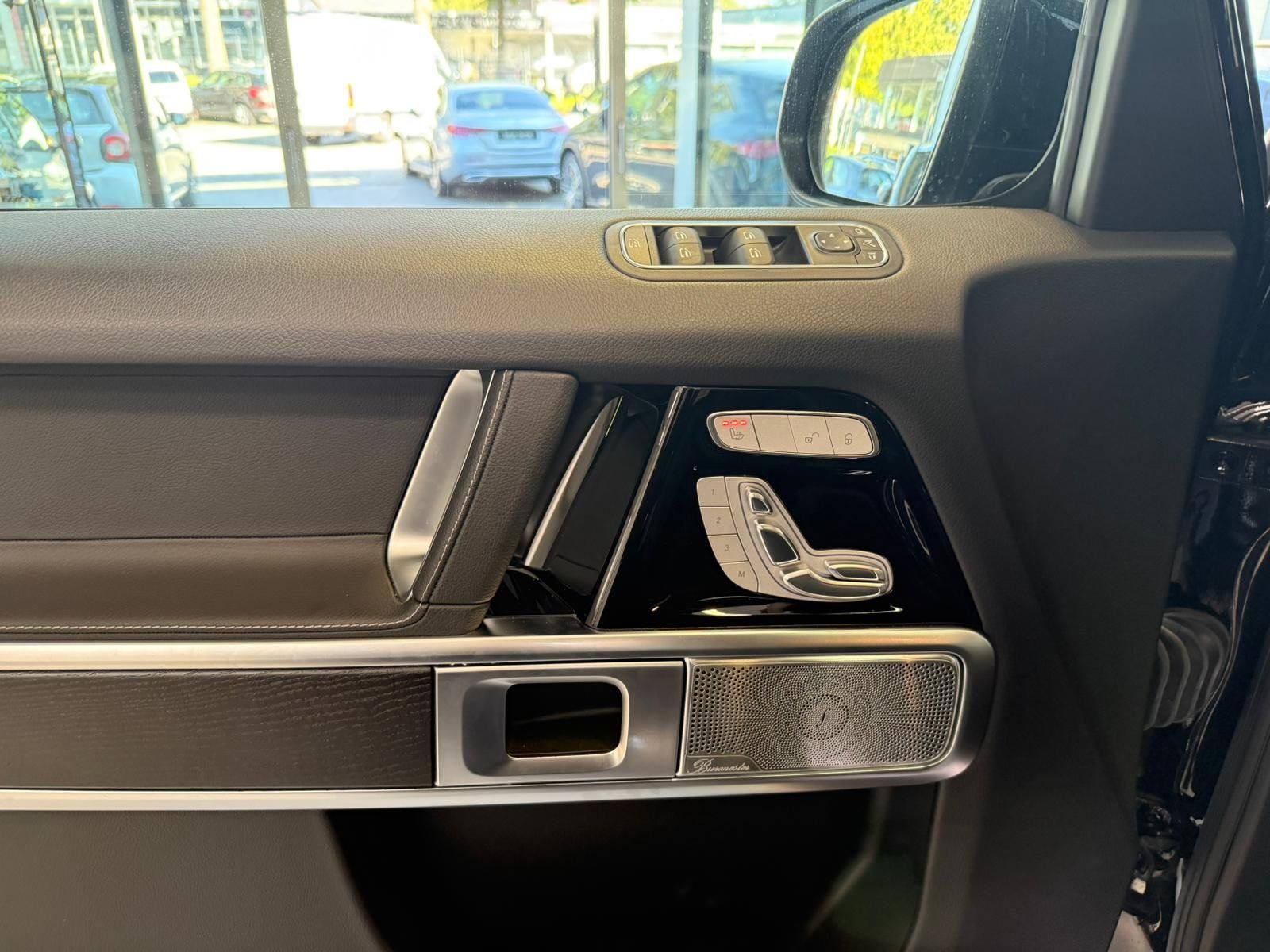 Fahrzeugabbildung Mercedes-Benz G 500 AMG+STDHZ+DISTR+COMAND+AHK+BURM+MBEAM+360°