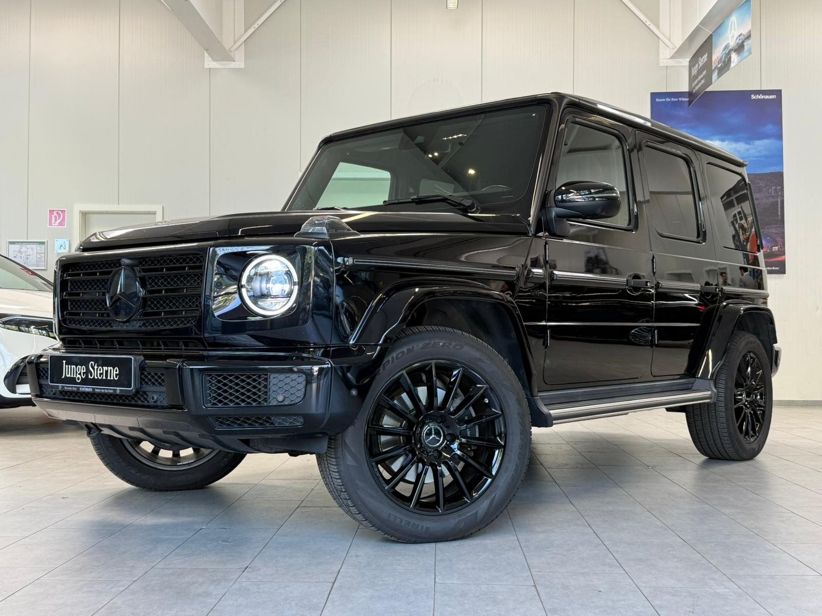 Fahrzeugabbildung Mercedes-Benz G 500 AMG+STDHZ+DISTR+COMAND+AHK+BURM+MBEAM+360°