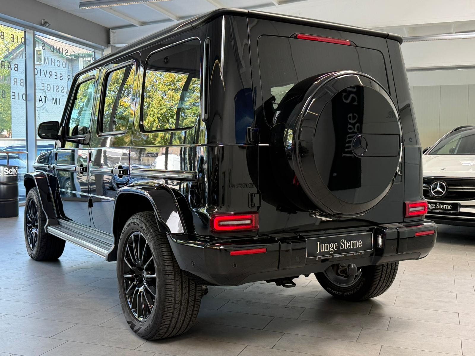 Fahrzeugabbildung Mercedes-Benz G 500 AMG+STDHZ+DISTR+COMAND+AHK+BURM+MBEAM+360°