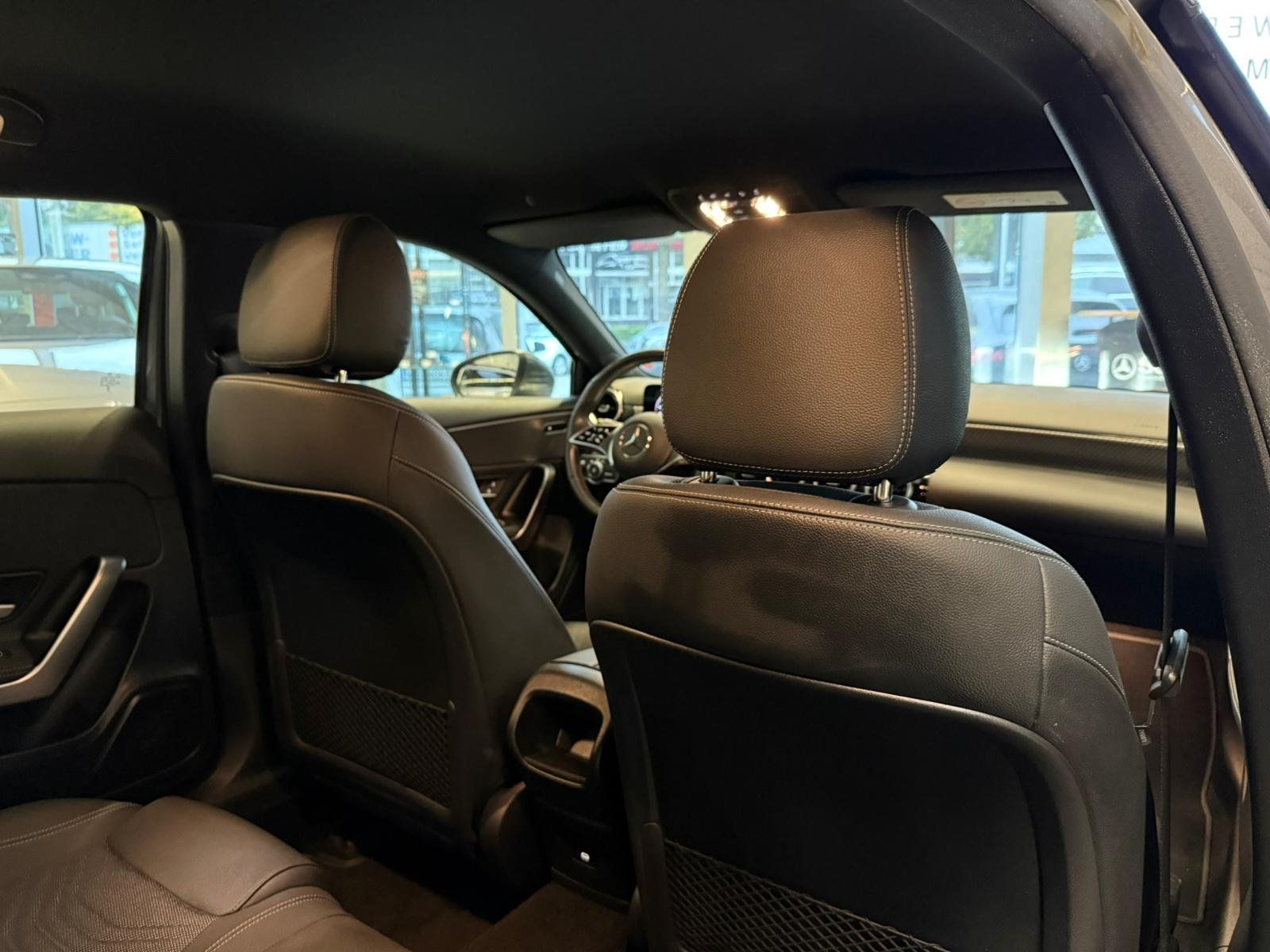 Fahrzeugabbildung Mercedes-Benz A 180 Kompaktlimousine PROGRESSIVE ADV.+VOLLDIGI
