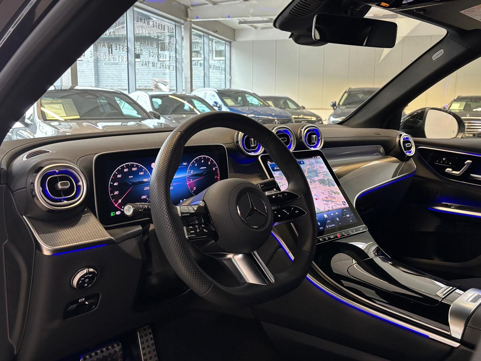 Fahrzeugabbildung Mercedes-Benz GLC 200 4M AMG STANDHEIZUNG+AHK+NIGHT+WINTER